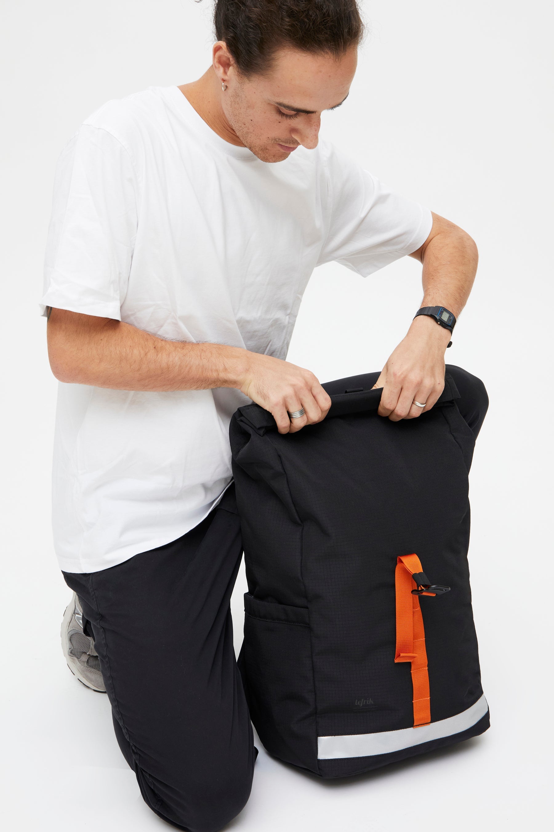 Schwarzer Rucksack Lars Roll Vandra aus recyceltem PET von Lefrik