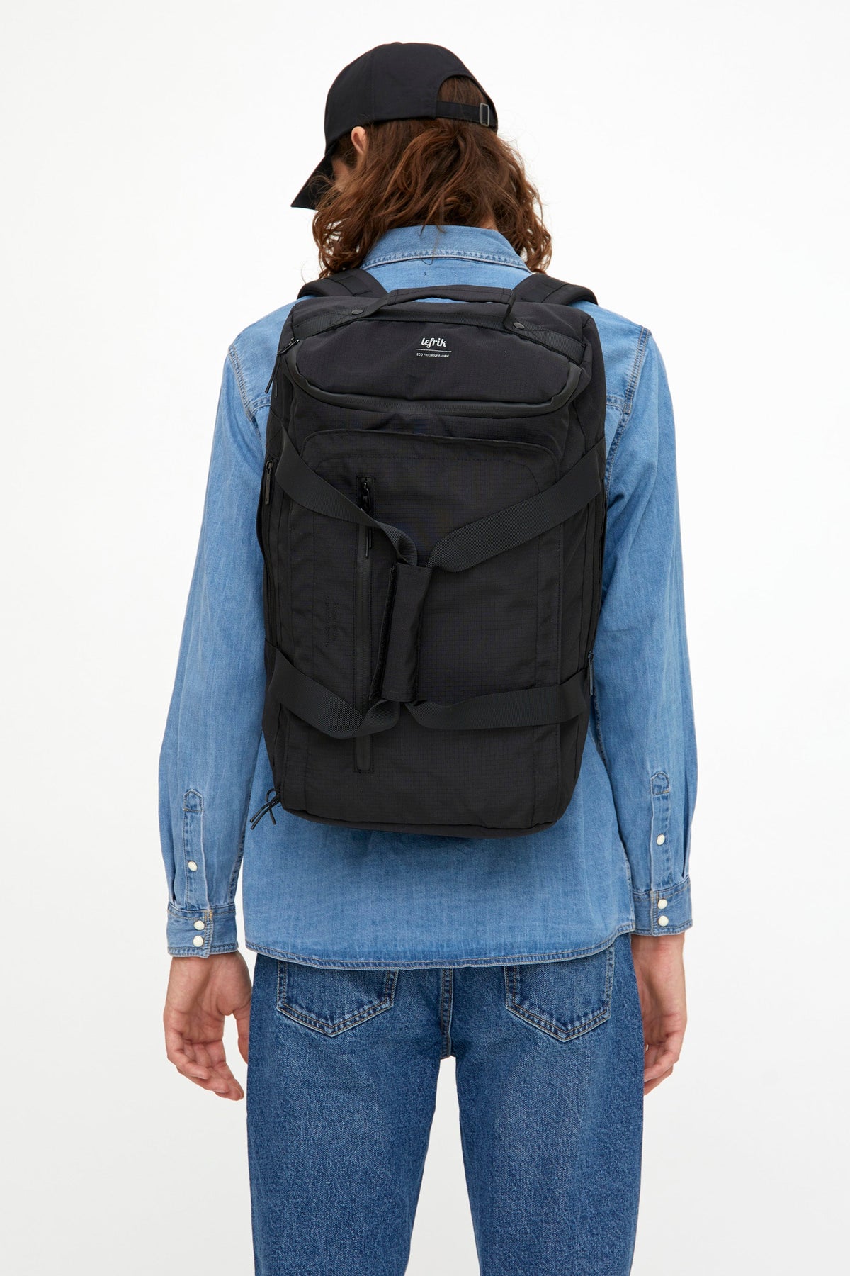 Sac à dos de voyage noir Wanderer Vandra en PET recyclé de Lefrik