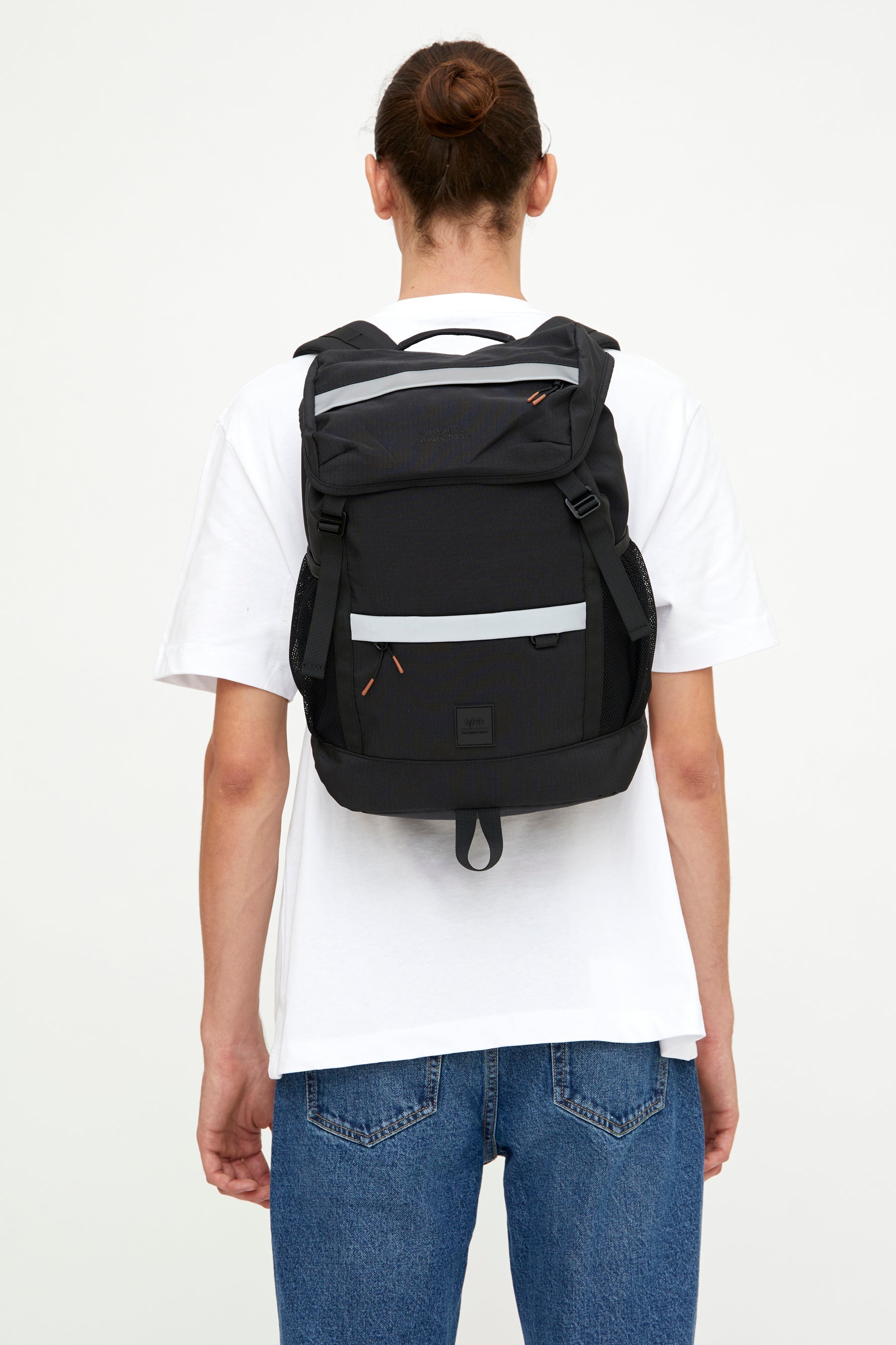 Black Mountain Vandra backpack made from recycled PET from Lefrik