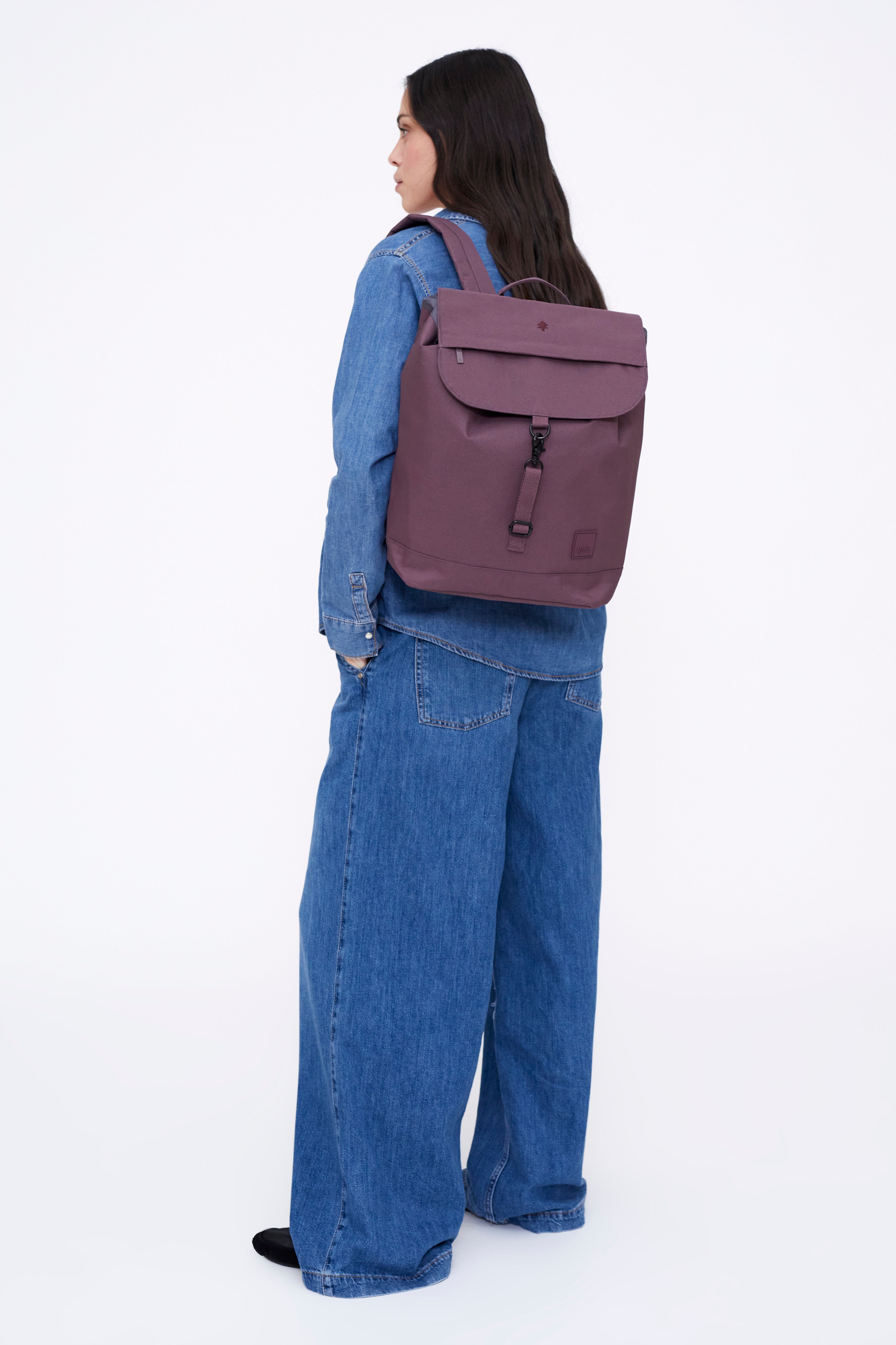 Violetter Rucksack Scout Metal aus recycelten PET-Flaschen von Lefrik