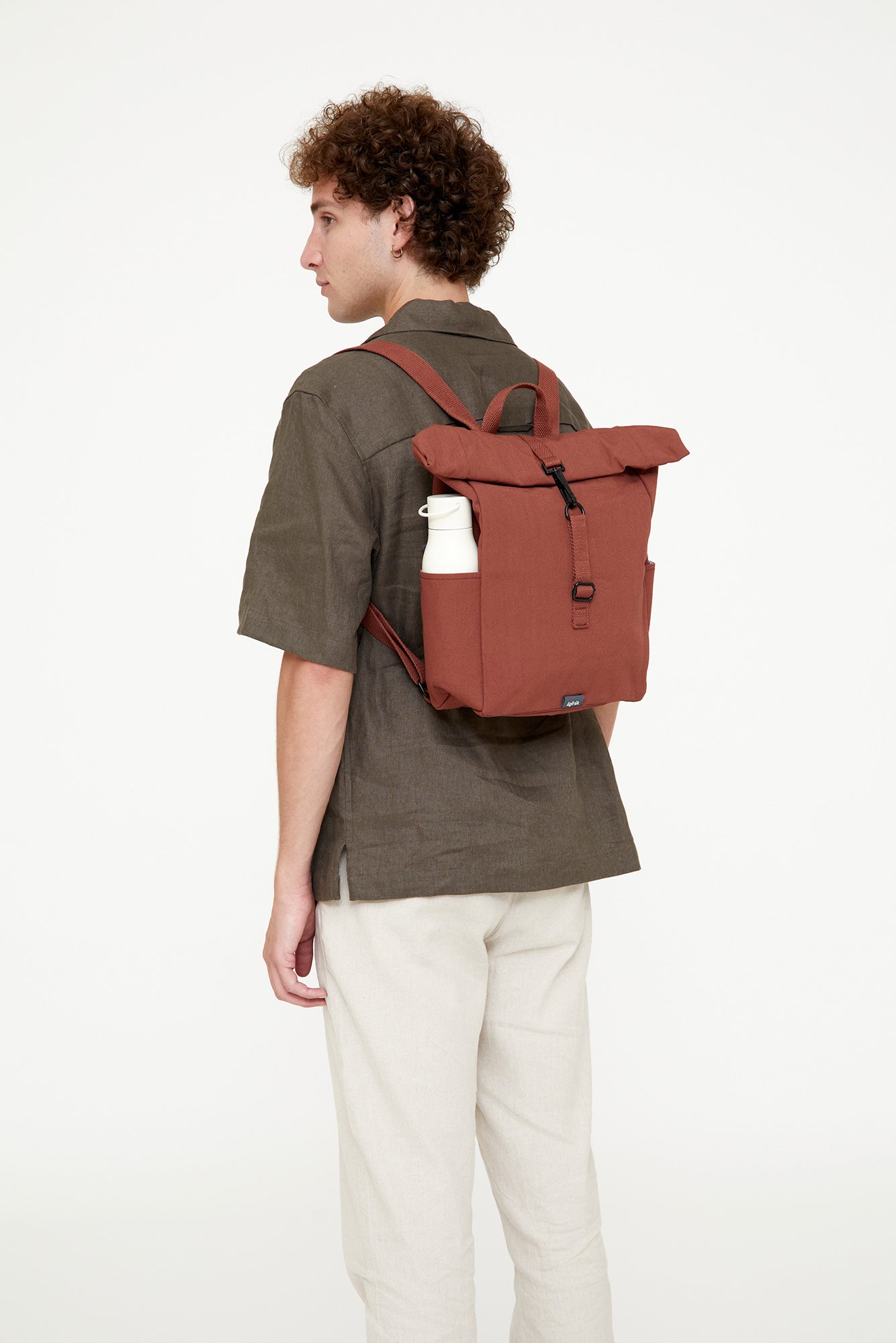 Roter Rucksack Roll Mini Arles aus recycelten PET-Plastikflaschen von Lefrik