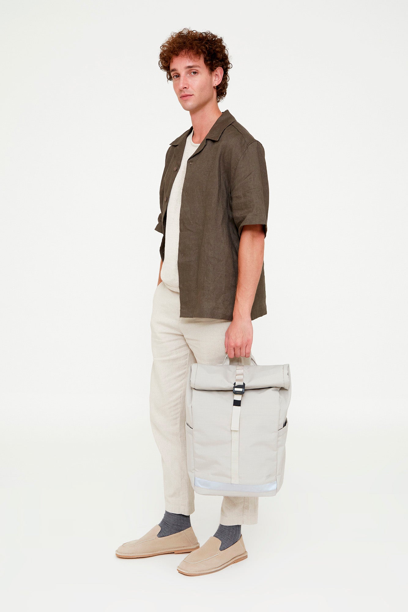 Weisser Rucksack Lars Roll Vandra aus recycelten PET-Flaschen von Lefrik