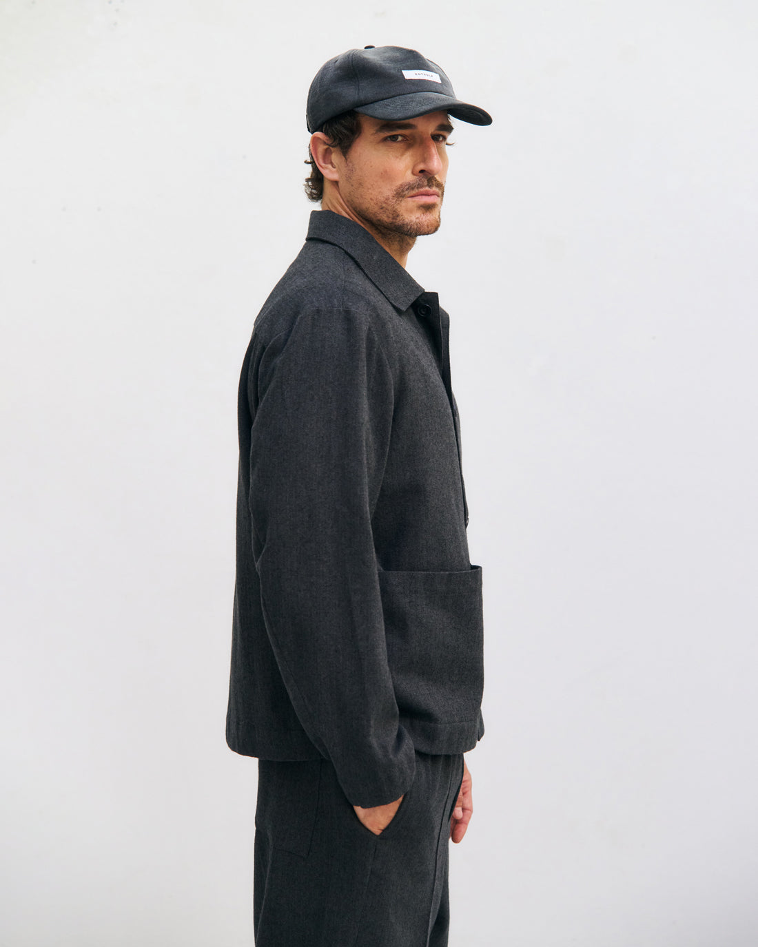 Graue leichte Jacke aus 100% Bio-Baumwolle von Rotholz