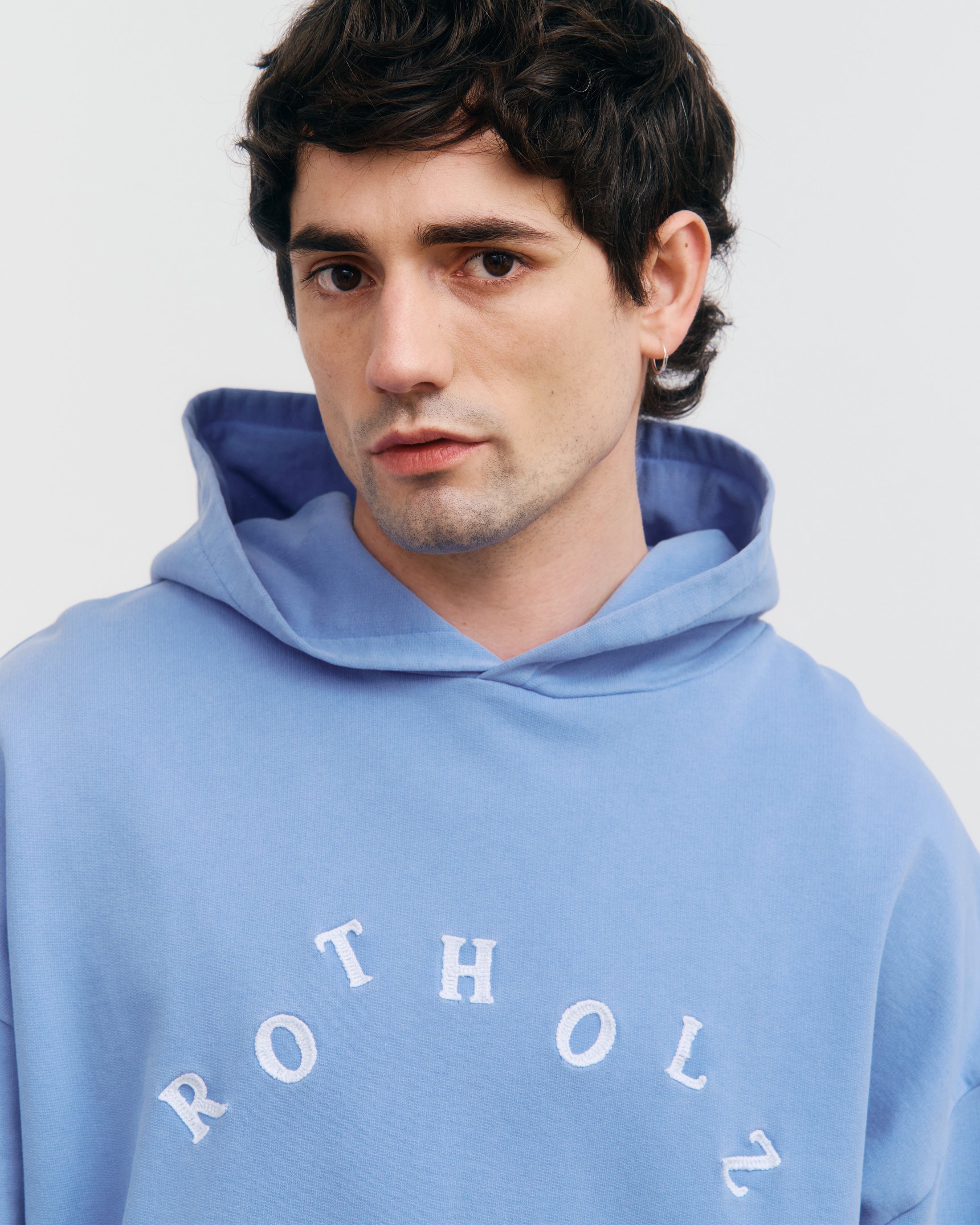 Hellblauer Hoodie aus Bio-Baumwolle von Rotholz