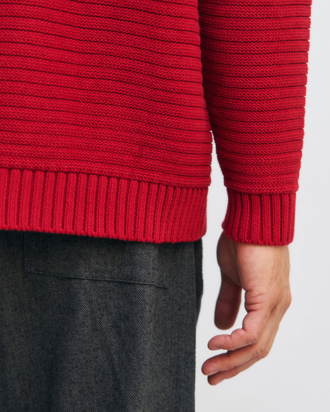 Roter Strickpullover gerippt aus 100% Bio-Baumwolle von Rotholz