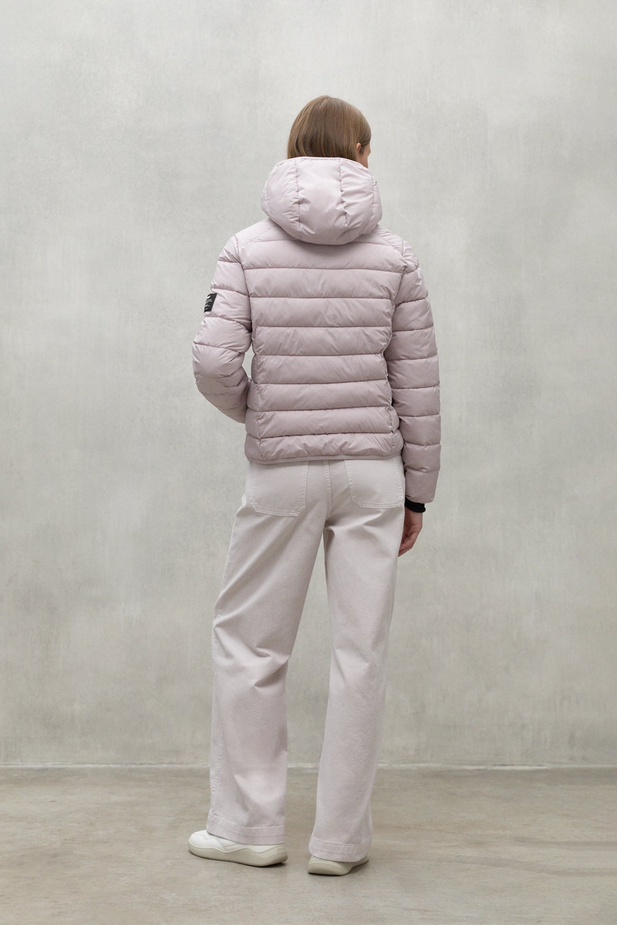 Short down jacket made of 100% recycled polyester (PET bottles) by ECOALF in light pink
