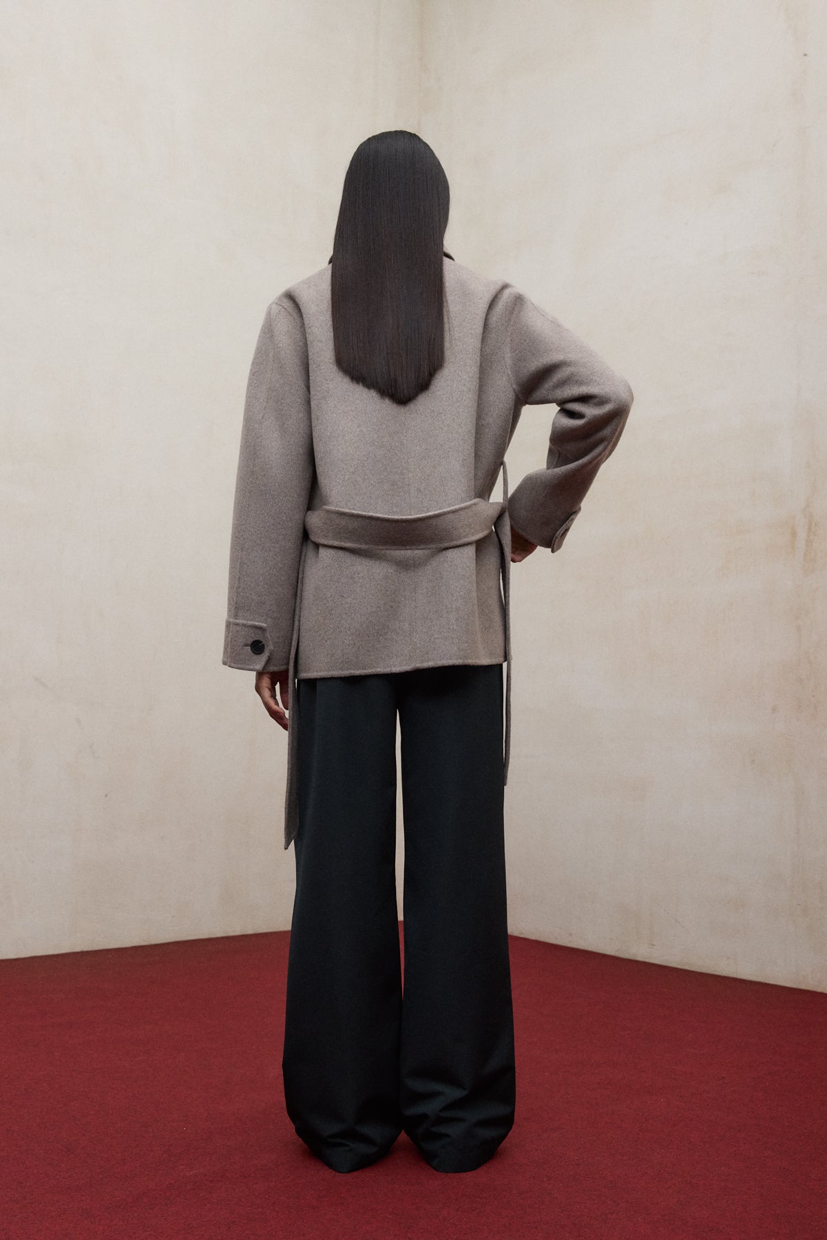 Kurzmantel aus recyleter Wolle von ECOALF in beige