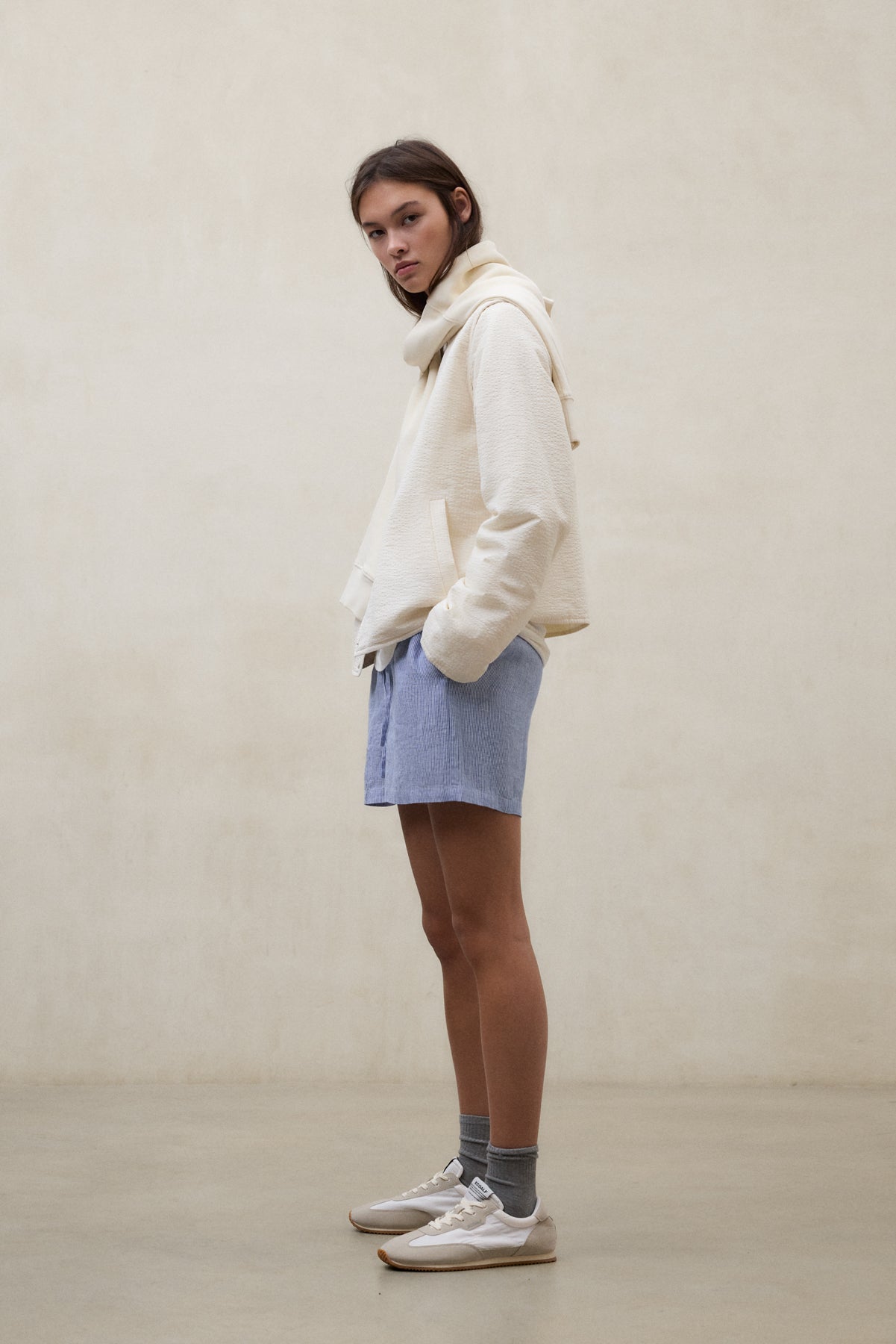 Kurze Hose ERAS aus Leinen von ECOALF blau weiss gestreift