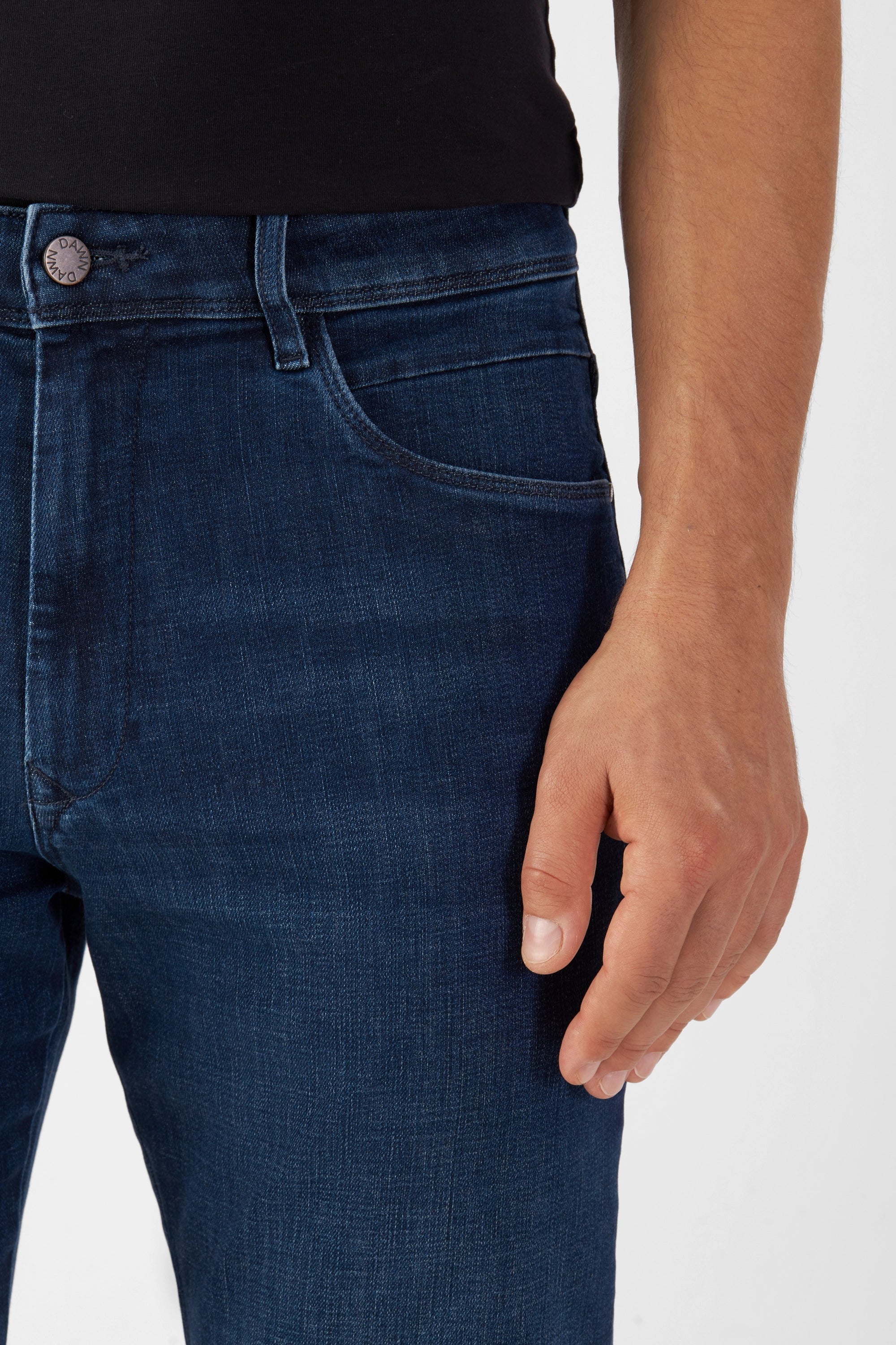 Dark blue jeans MORROW made of organic cotton by Dawn Denim
