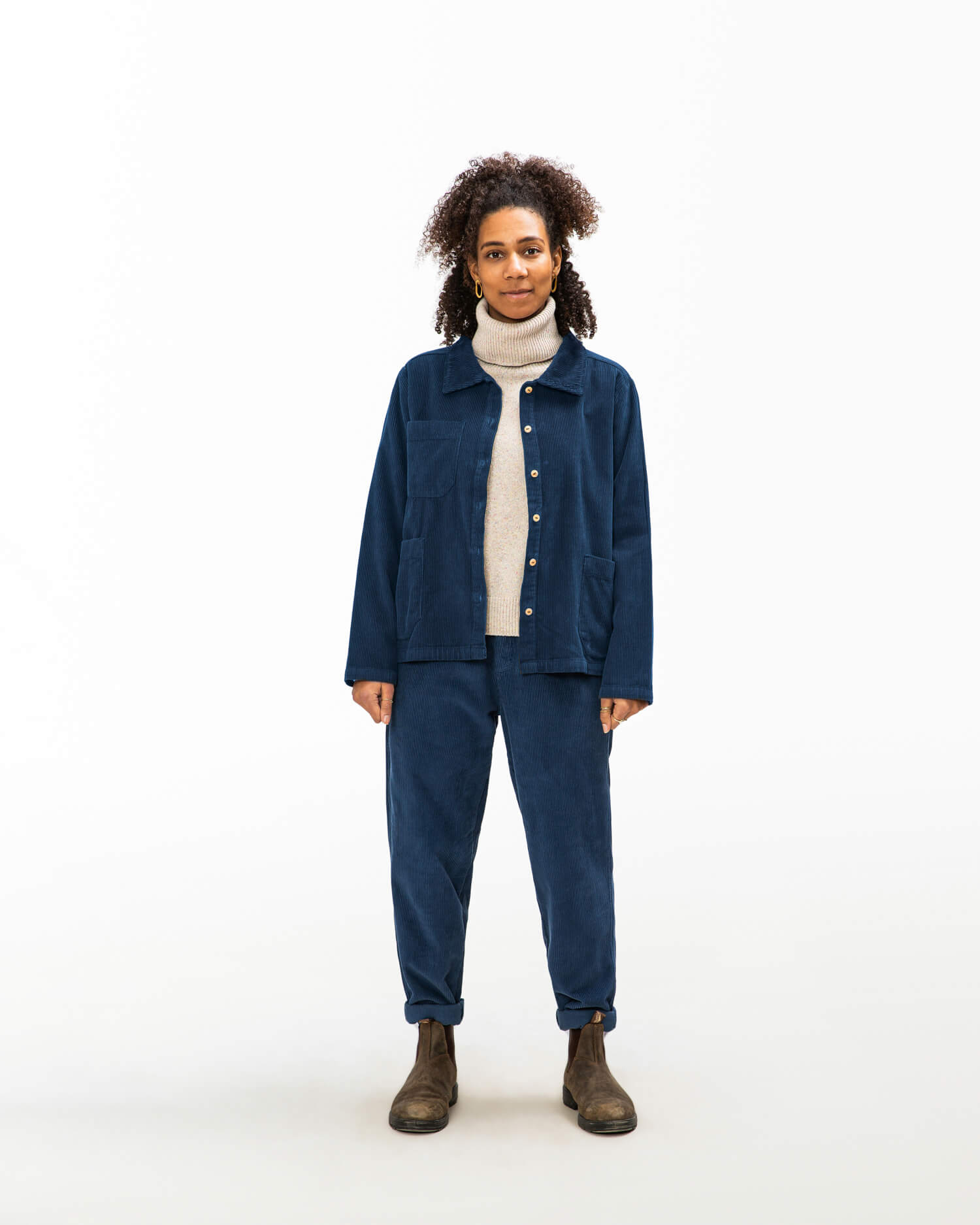 Veste en velours côtelé bleu foncé en coton 100% biologique de Matona