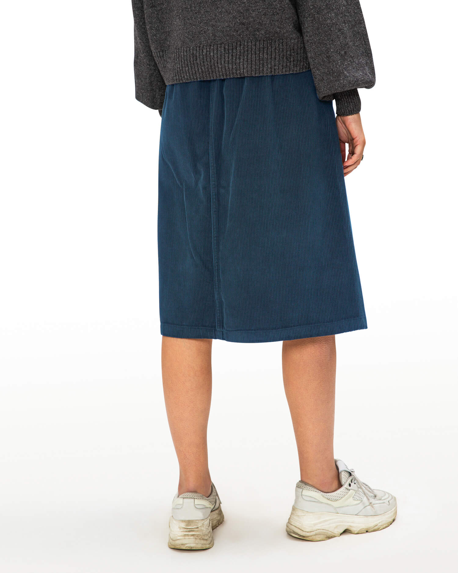 Dark blue corduroy skirt made of 100% cotton by Matona