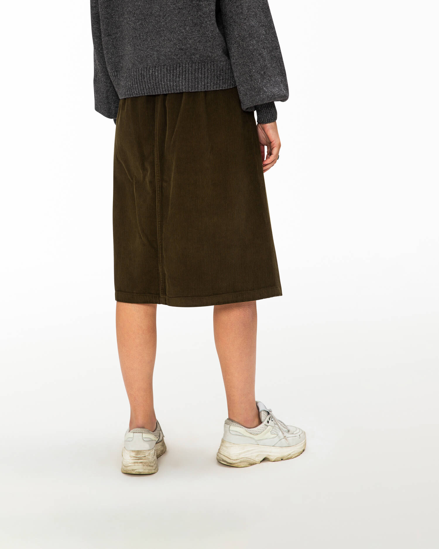 Dark brown corduroy skirt made of 100% cotton by Matona
