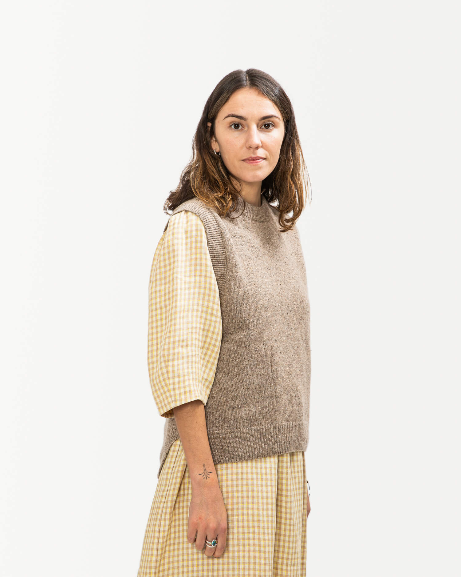 Gilet pull marron clair en mélange de laine et soie de Matona