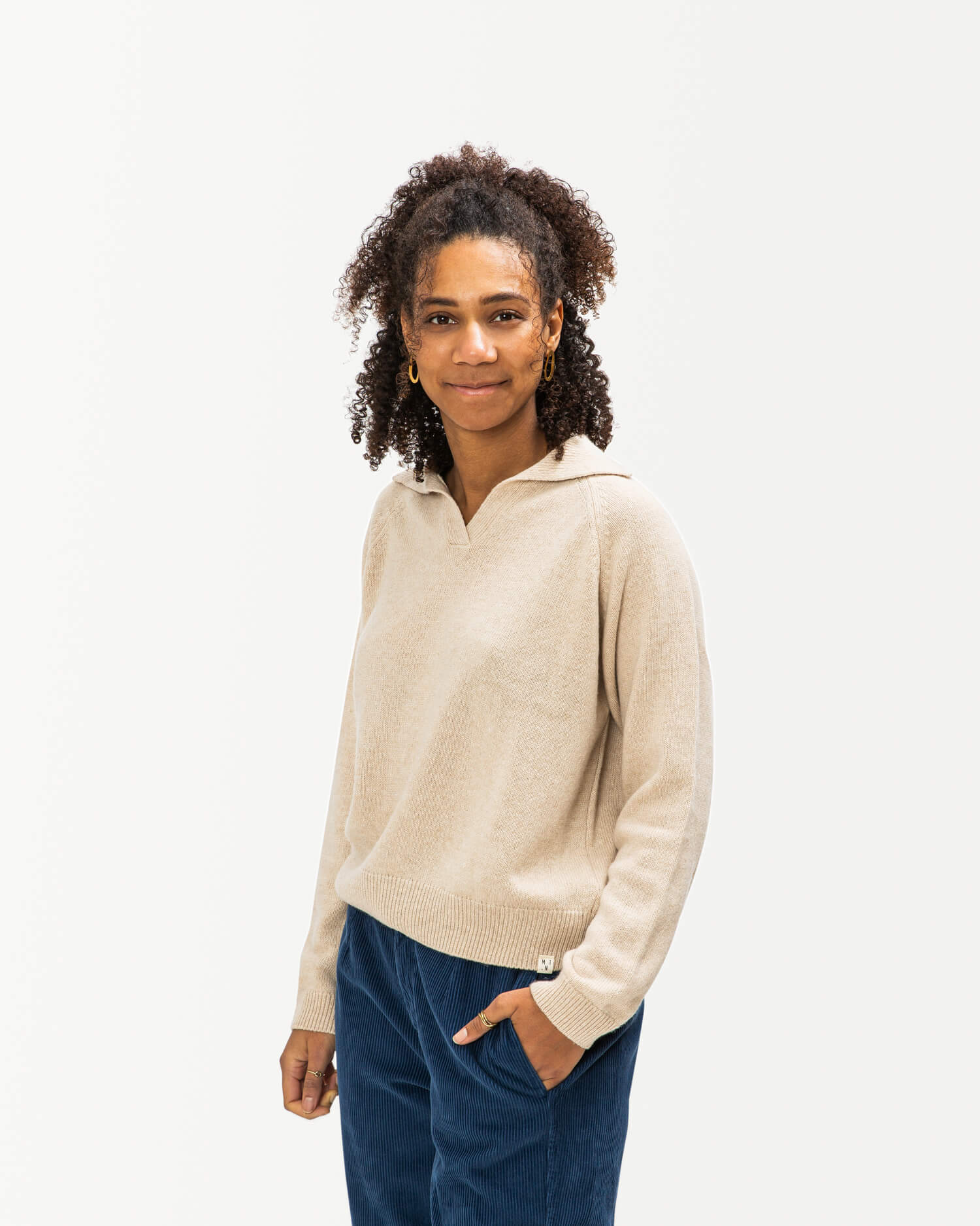 Pull beige en laine recyclée de Matona