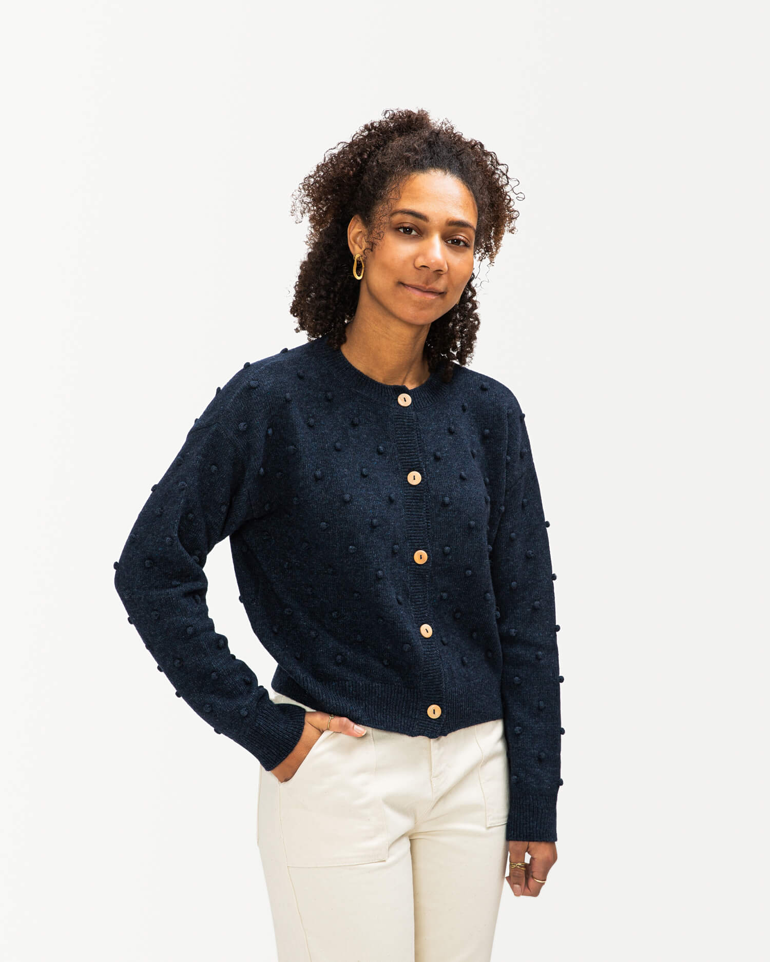 Dark blue Popcorn cardigan made from recycled wool by Matona