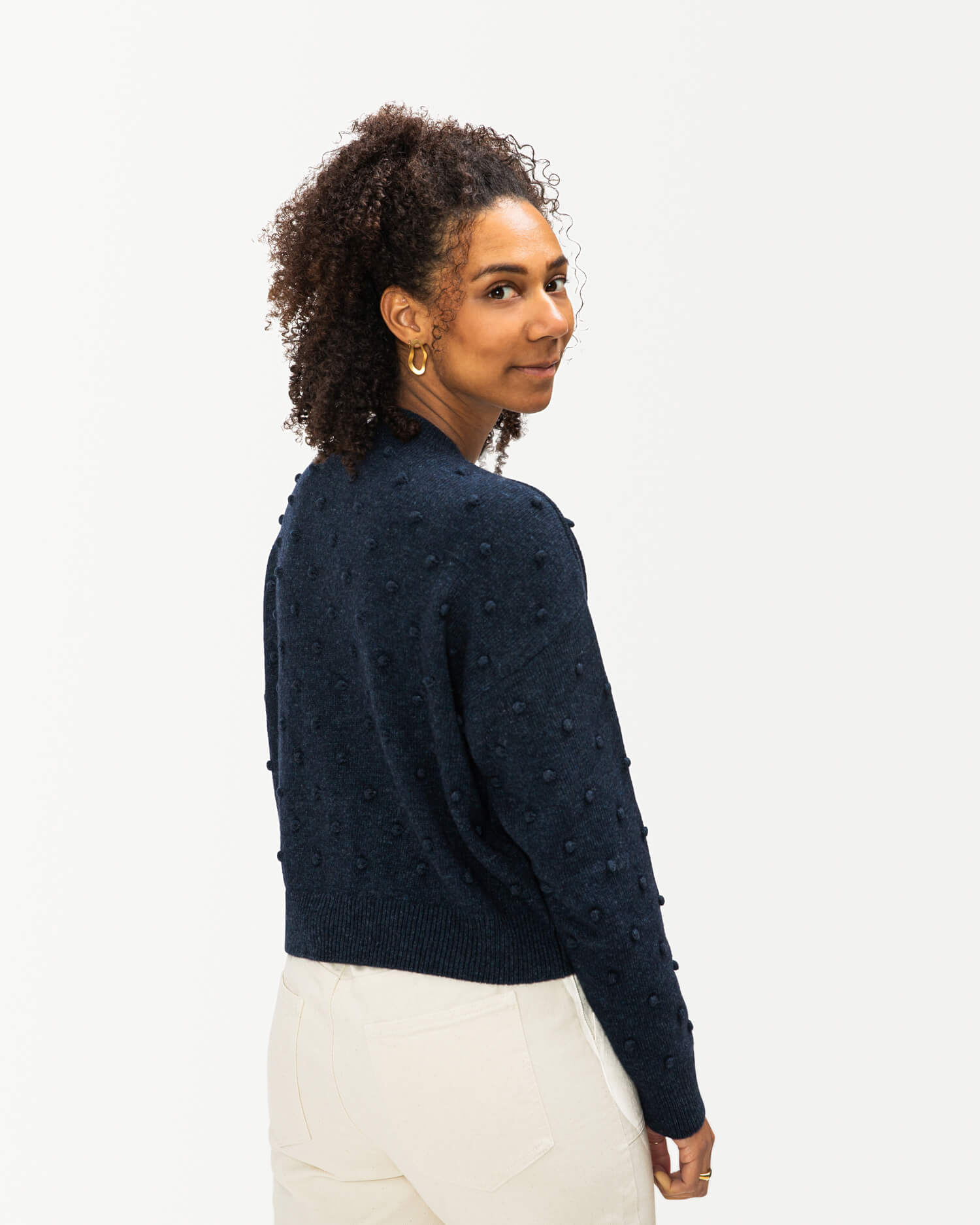 Dark blue Popcorn cardigan made from recycled wool by Matona