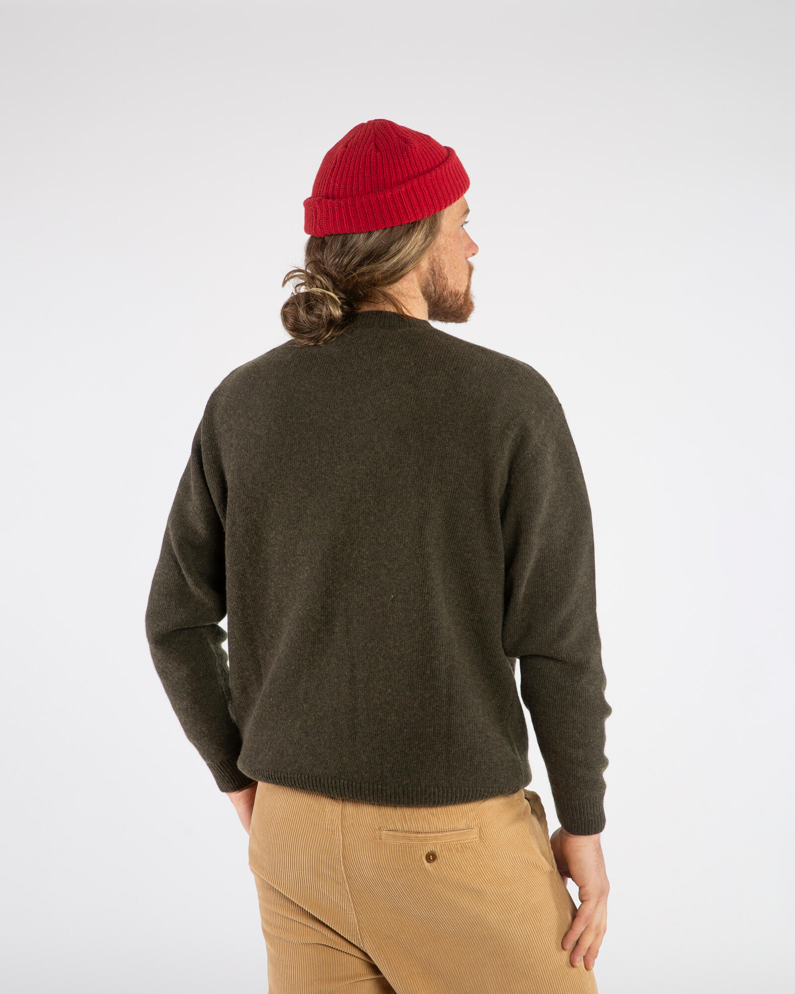 Grüner Strick-Sweater olive aus Bio-Wolle von Matona