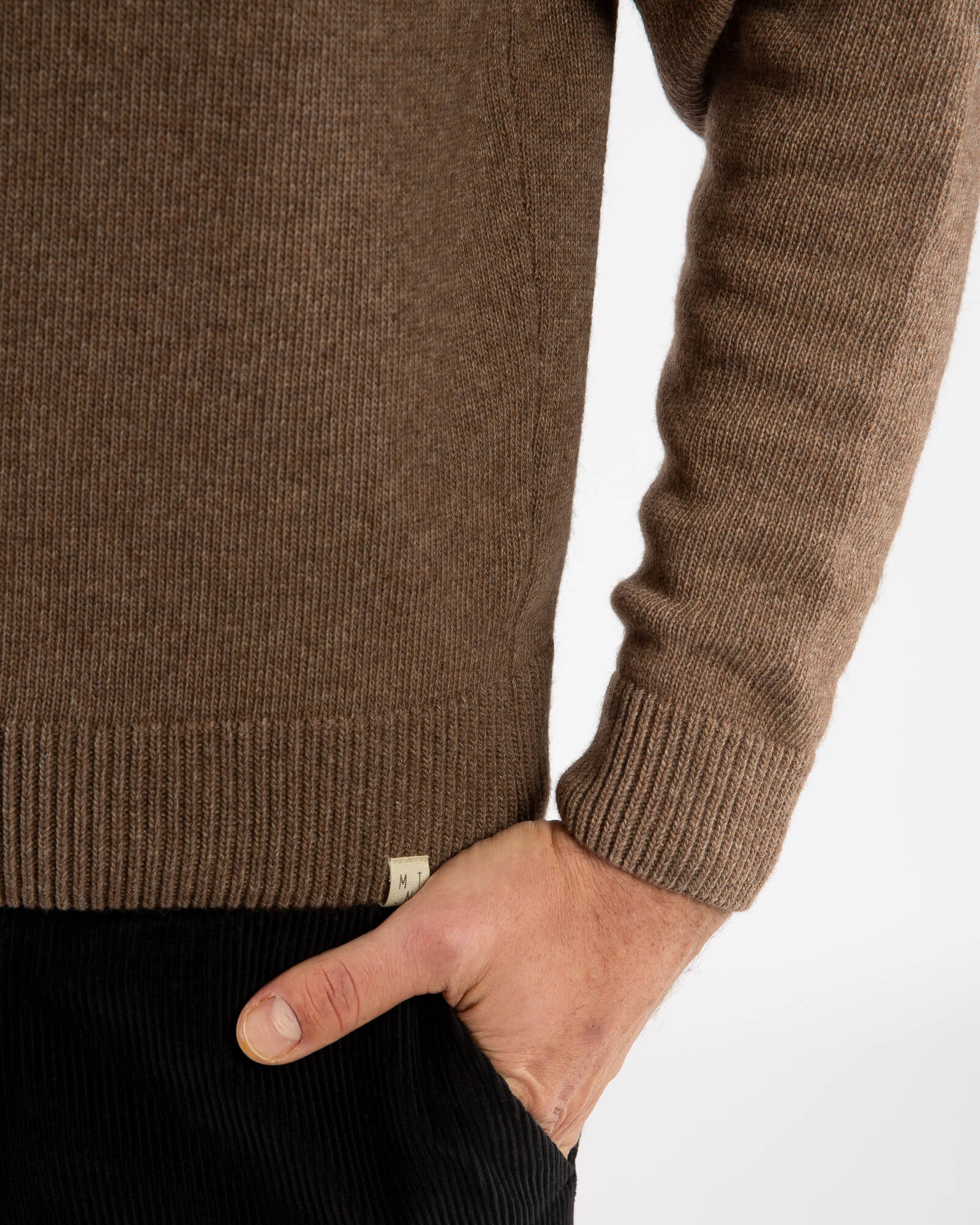 Brauner Strick-Sweater sepia aus Bio-Wolle von Matona