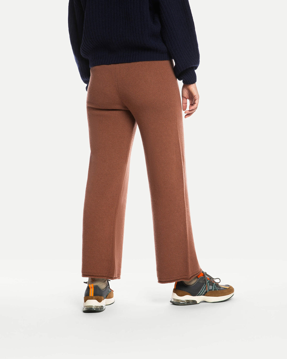 Braune Hose Knitted aus Bio-Wolle von Matona