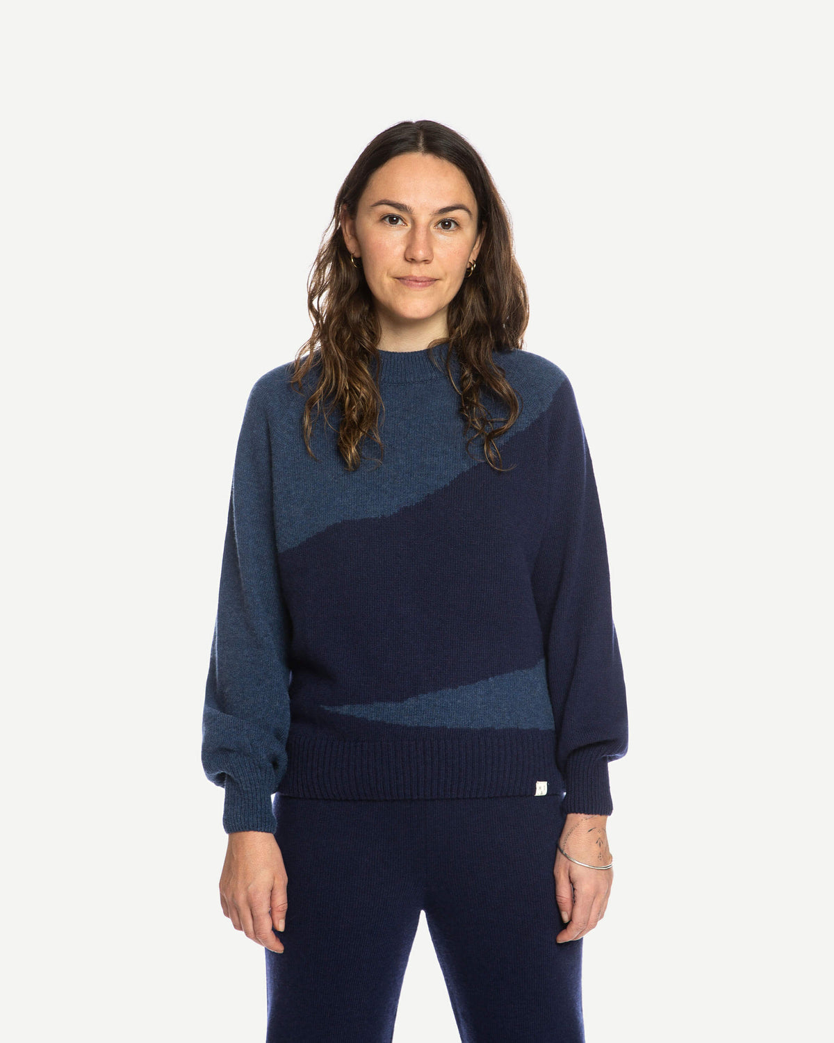 Blauer Sweater Raglan aus Bio-Wolle von Matona