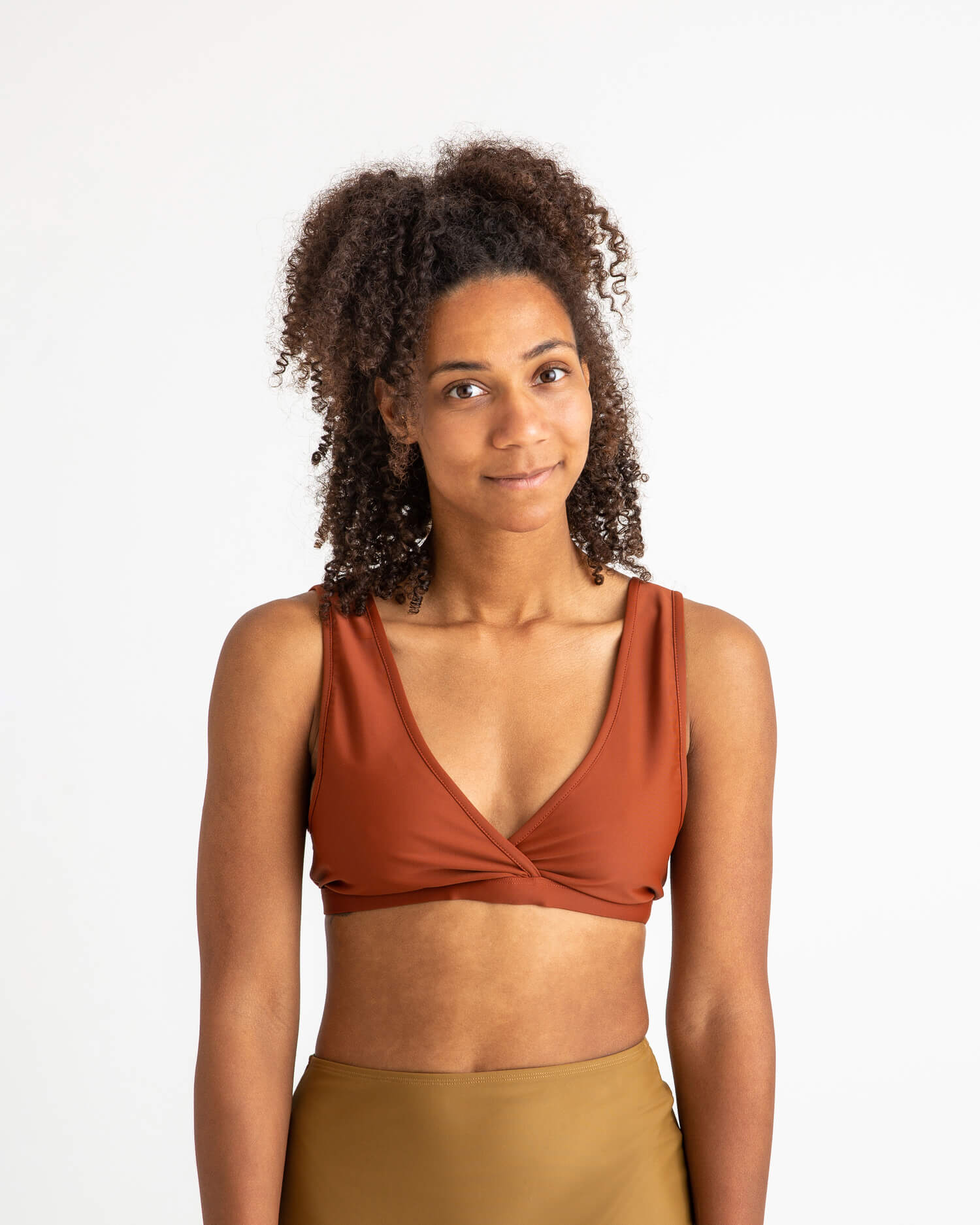 Red-brown bikini top made from recycled polyamide from Matona