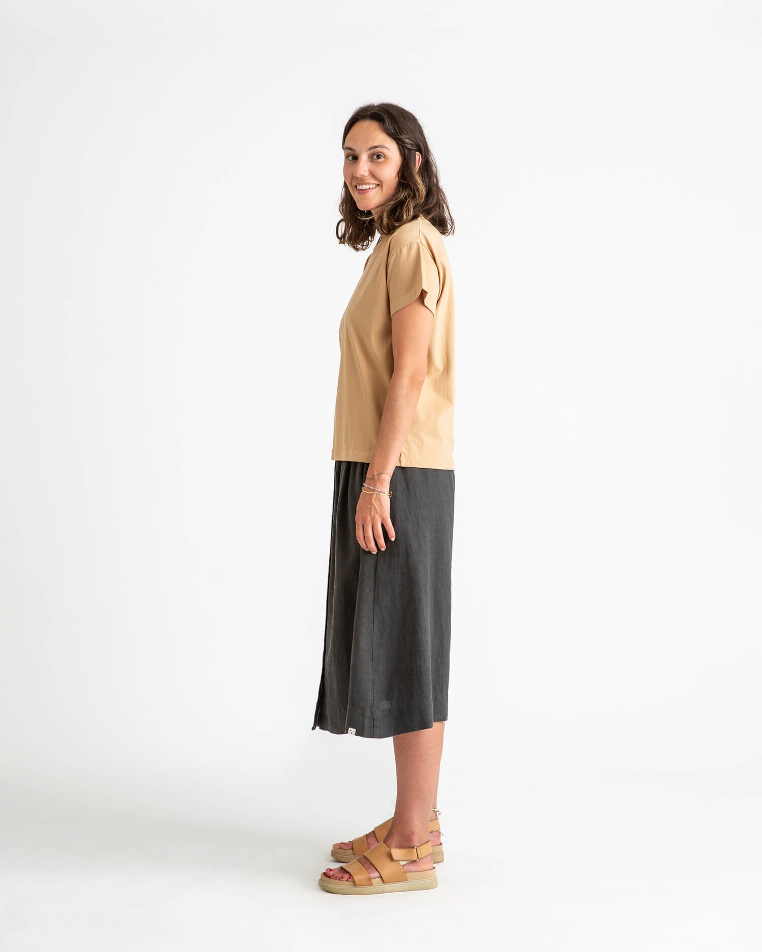 Light brown Essential T-shirt made from 100% organic cotton from Matona