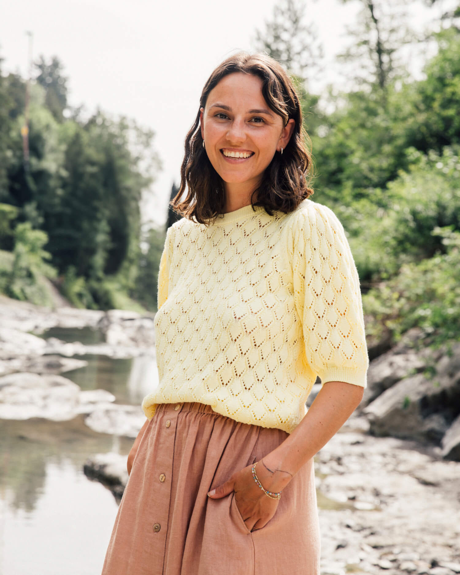 Chemisier tricoté jaune en coton 100% biologique de Matona