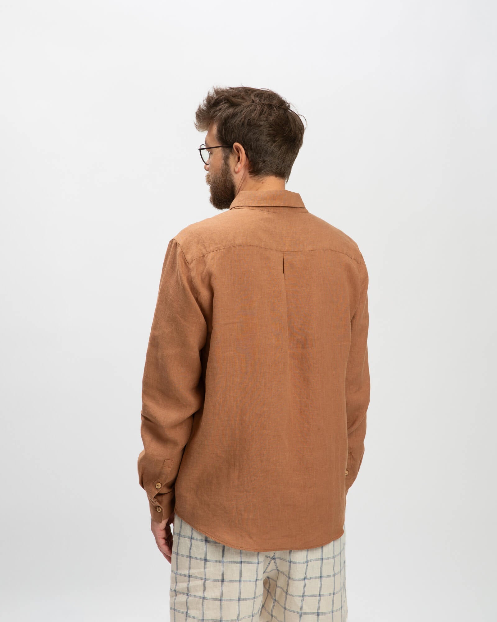 Brown linen shirt from Matona