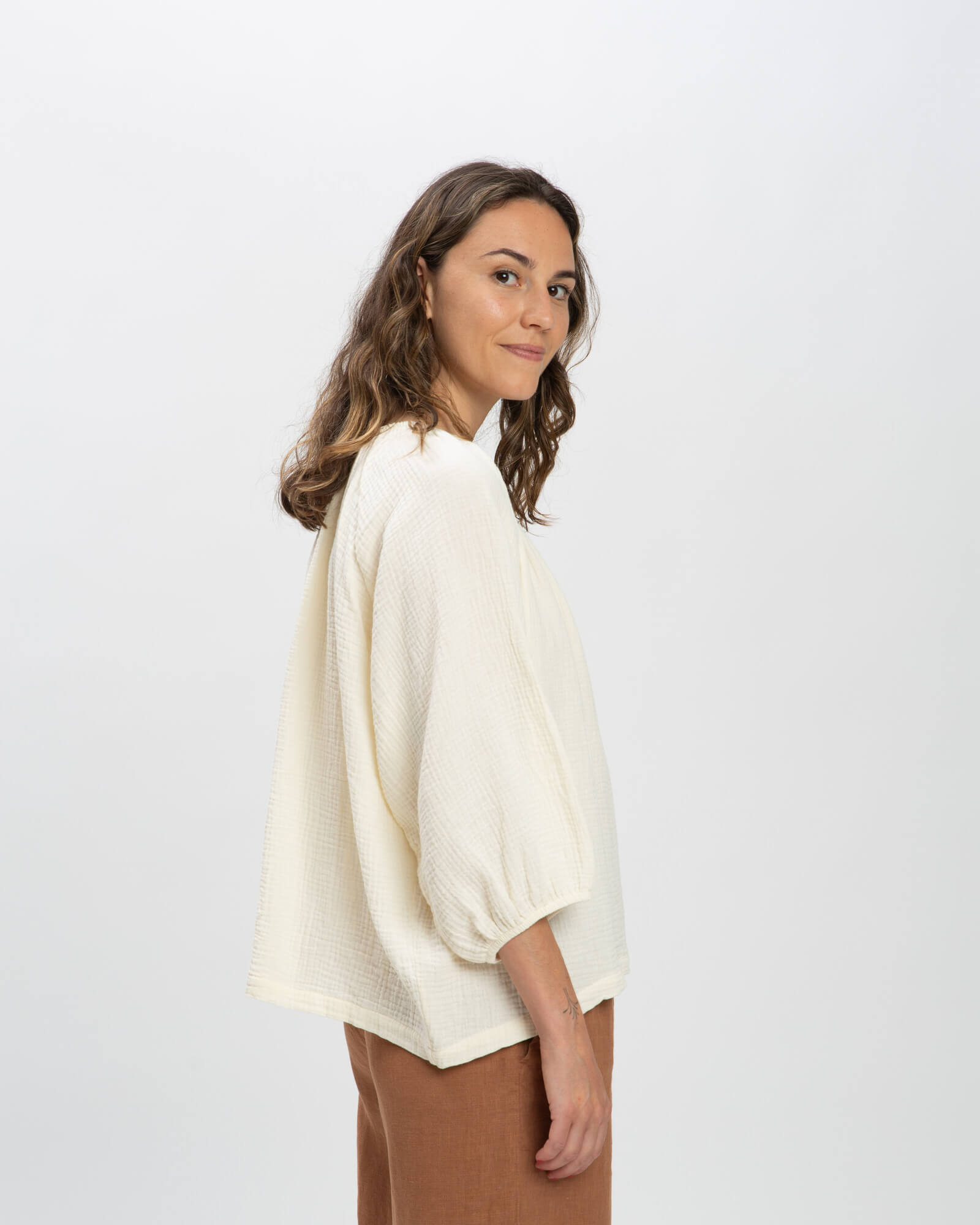 Chemisier écru en mousseline 100% coton de Matona