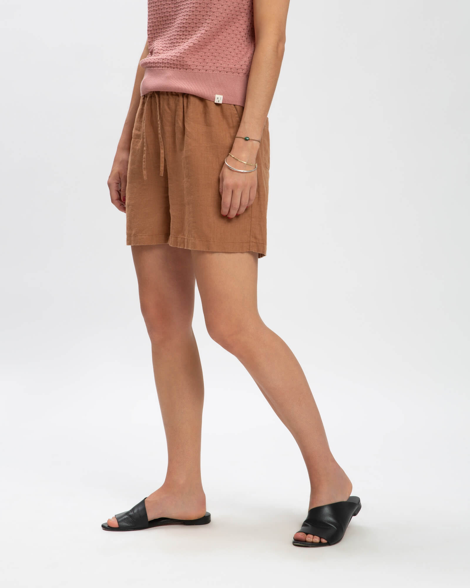 Brown linen shorts from Matona