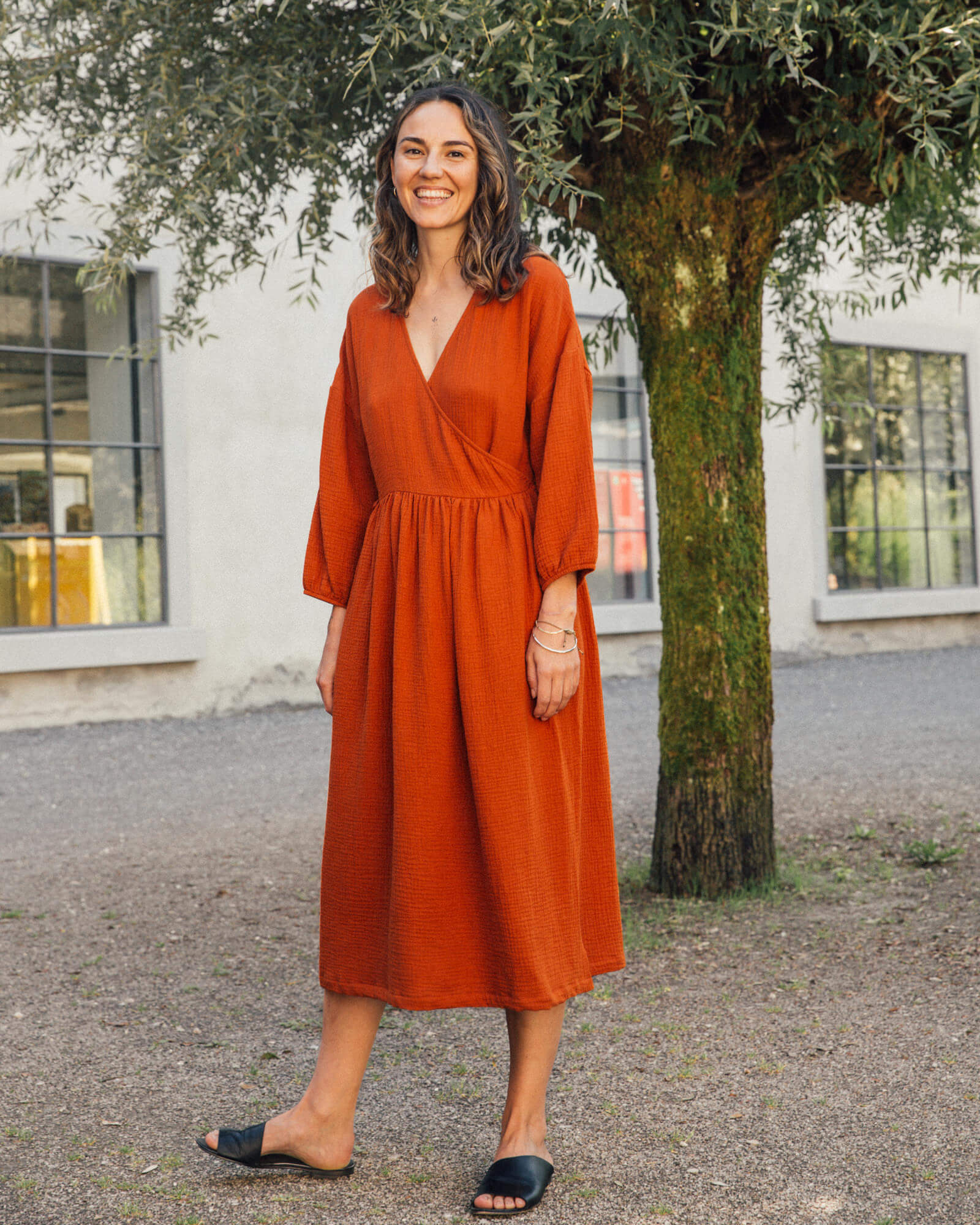 Gelbes Kleid Marigold aus 100% Bio-Baumwolle-Musselin von Matona