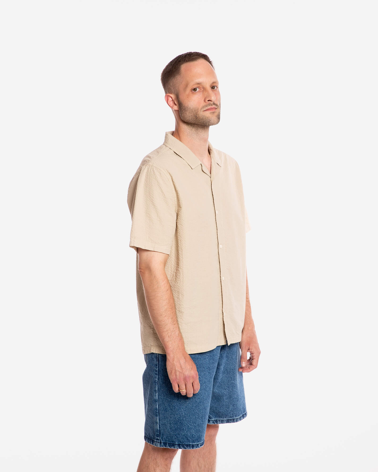 Chemise de bowling beige en coton 100 % biologique de la marque Matona