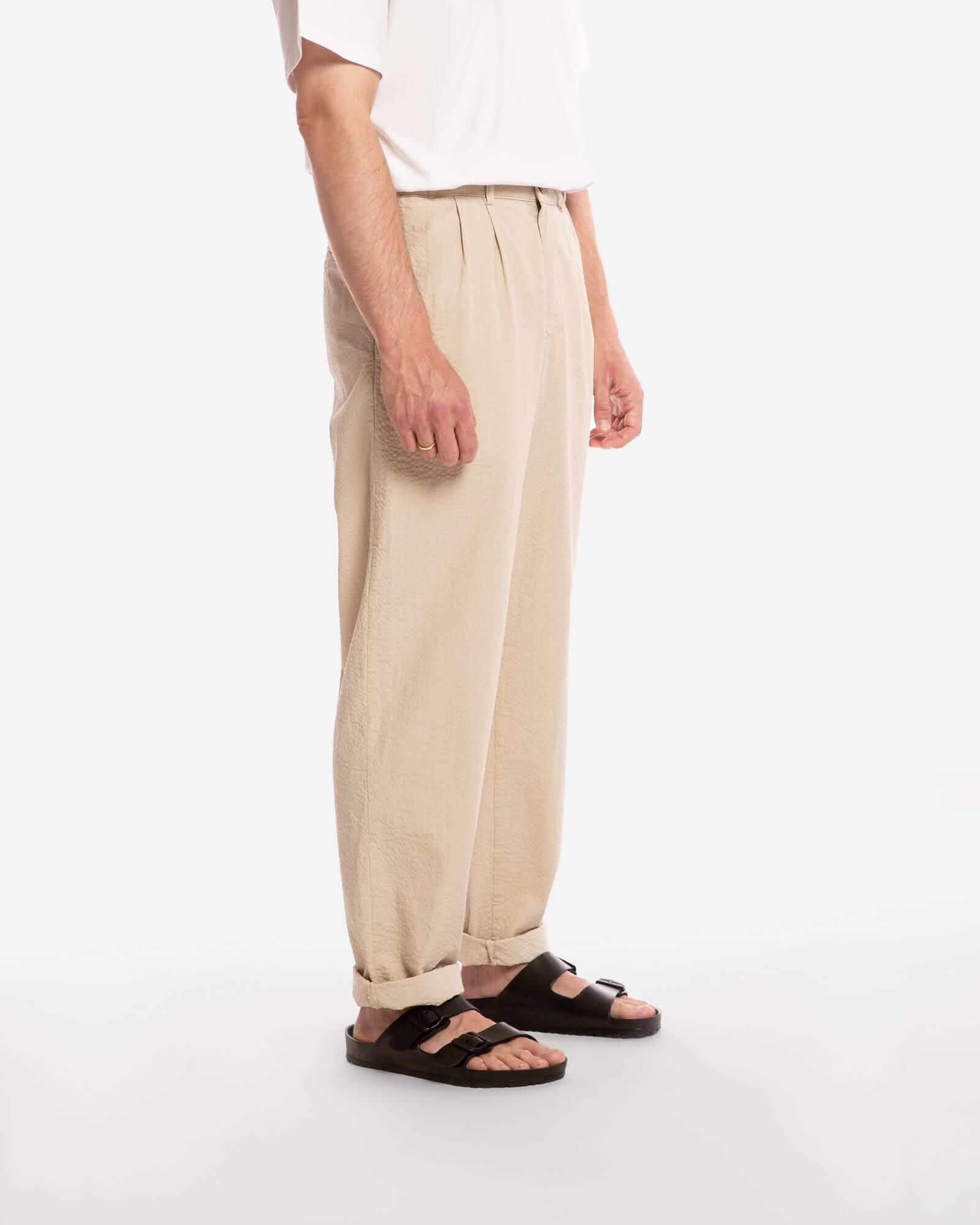 Pantalon beige en coton 100 % biologique de la marque Matona