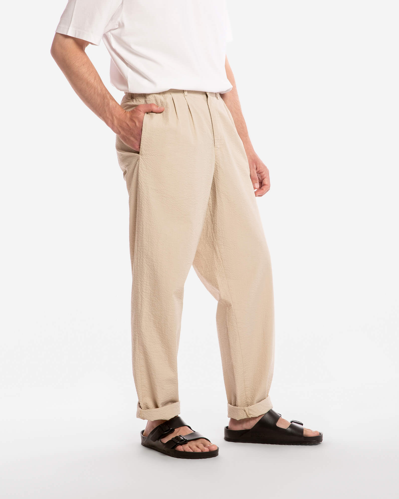 Pantalon beige en coton 100 % biologique de la marque Matona