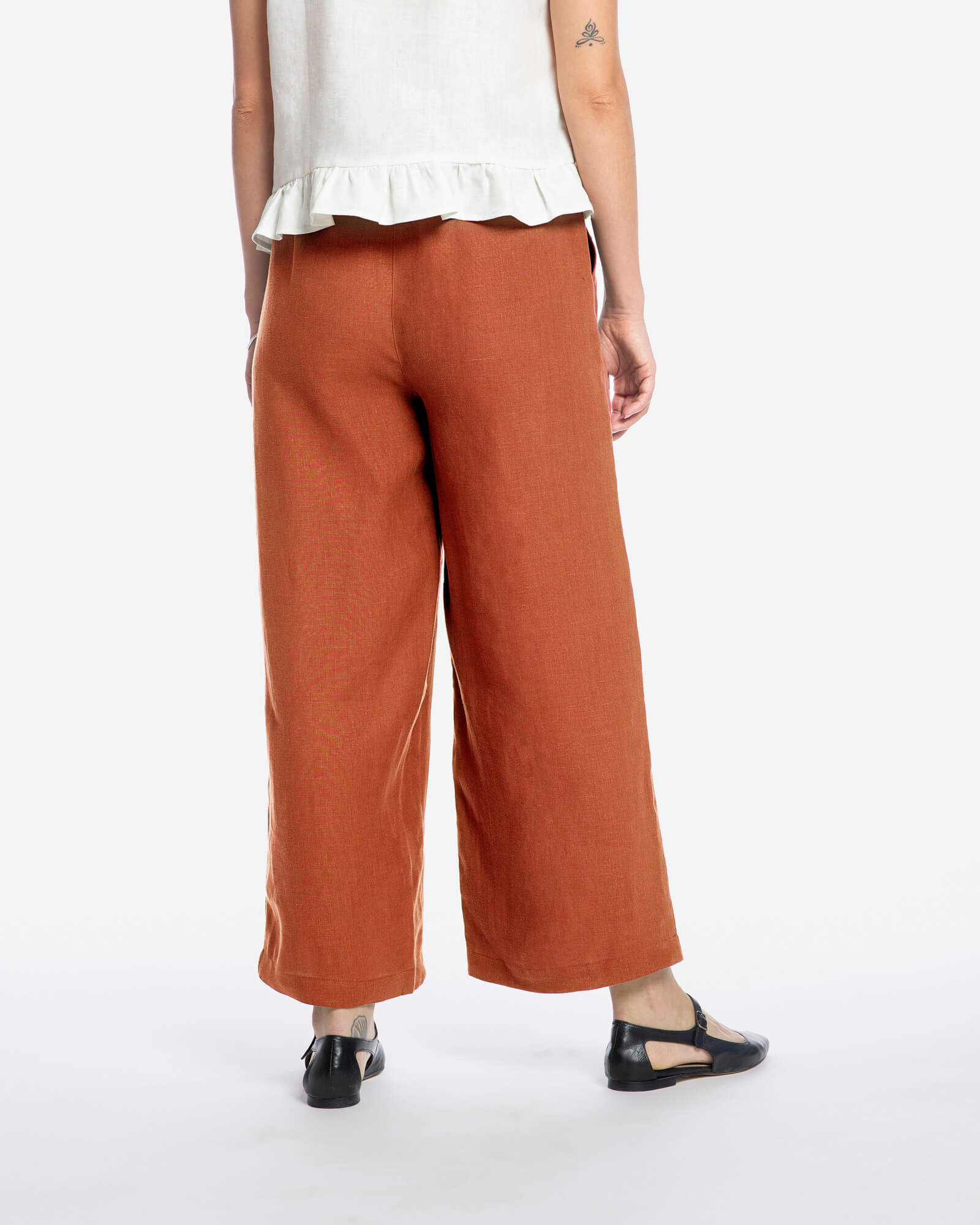 Orange Culotte Hose aus 100% Leinen von Matona