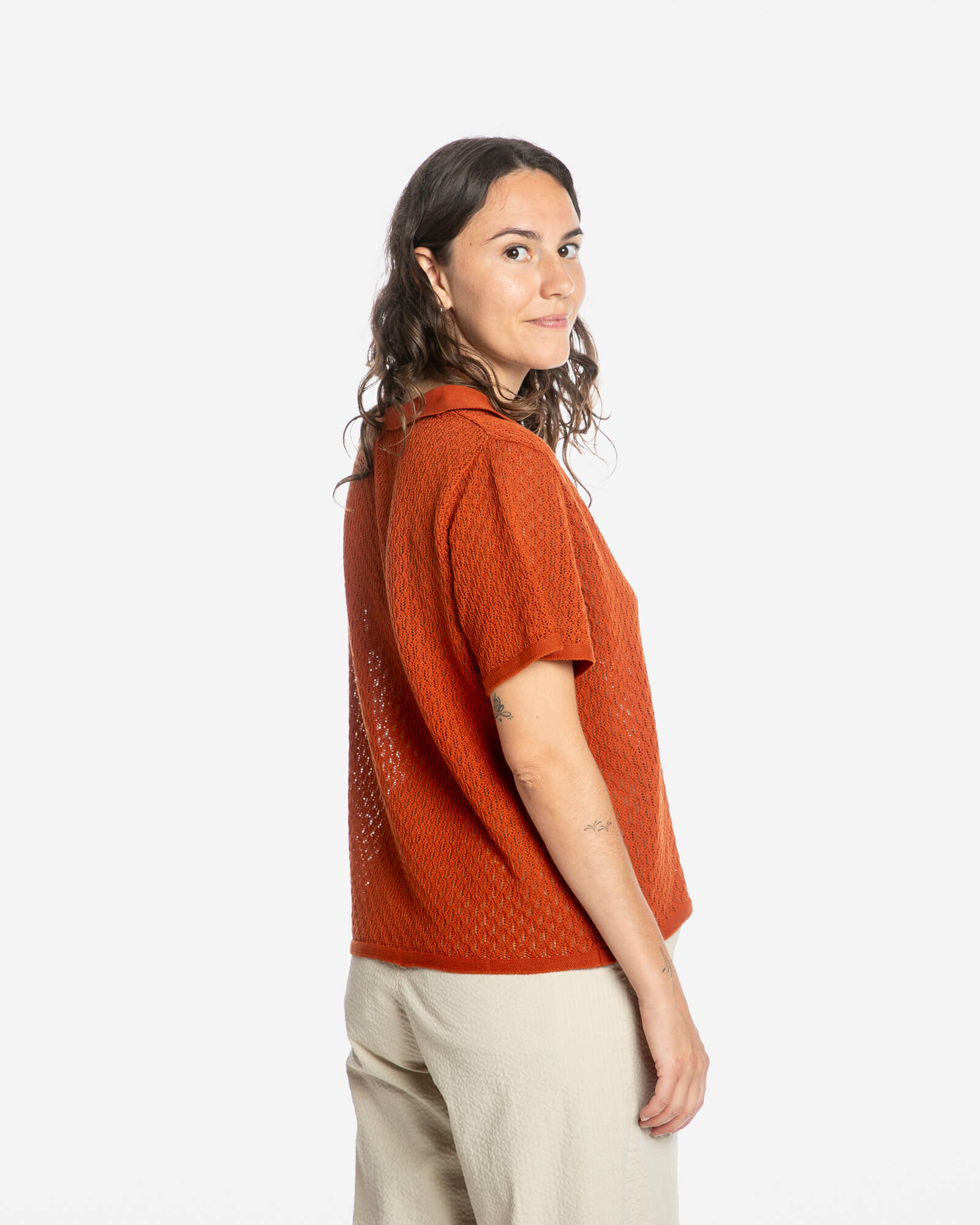 Rotbraune Bluse Pointelle aus 100% Bio-Baumwolle von Matona
