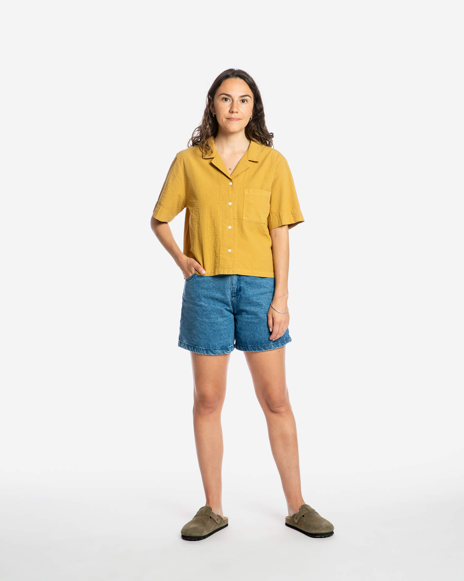 Gelbe Bluse aus Seersucker-Material von Matona