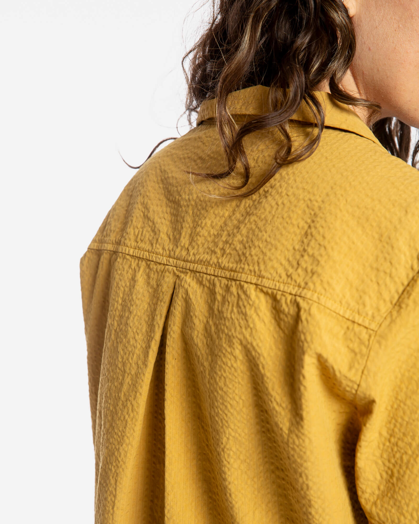 Gelbe Bluse aus Seersucker-Material von Matona