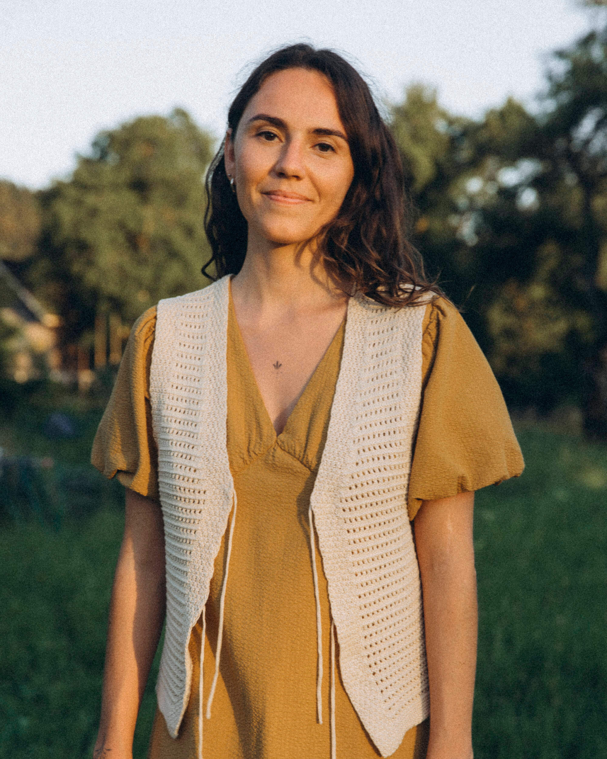 Beige Strickweste Tie aus 100% Bio-Baumwolle von Matona