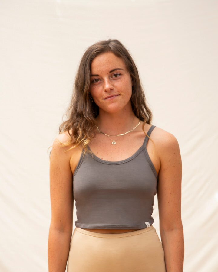 Gray crop top graphite made of organic cotton by Matona