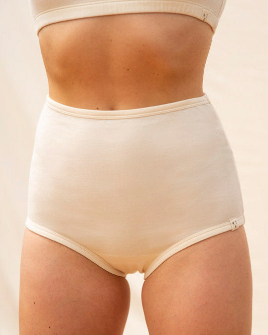 Weisser Slip ecru aus Bio-Baumwolle von Matona