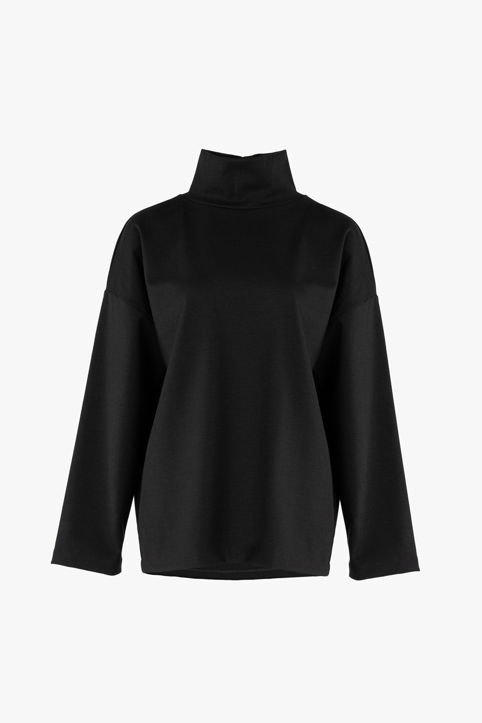 Schwarzer Rollkragenpullover Transformation aus Tencel von Moya Kala