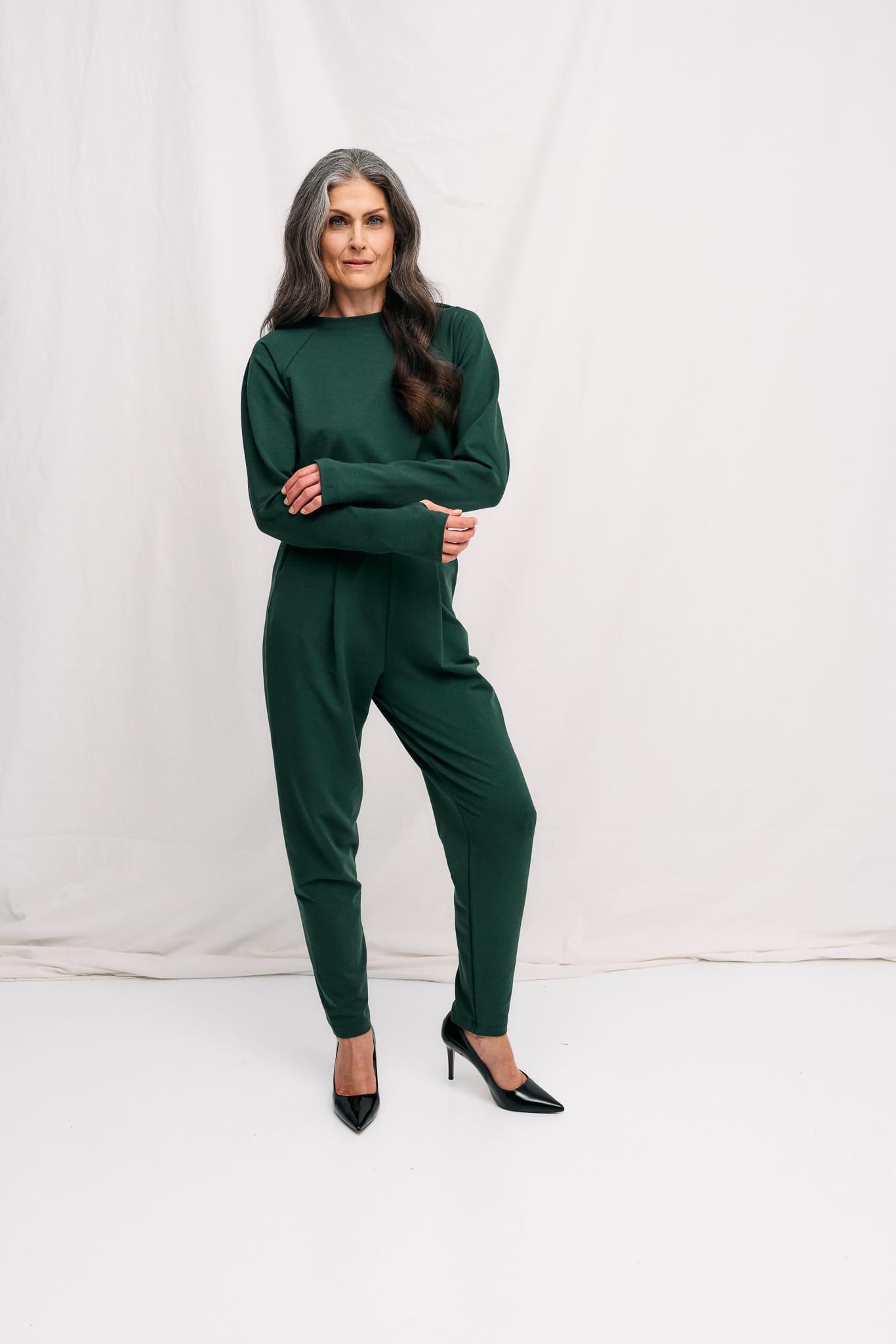 Grüne Jogger Formal aus Lyocell von MOYA KALA