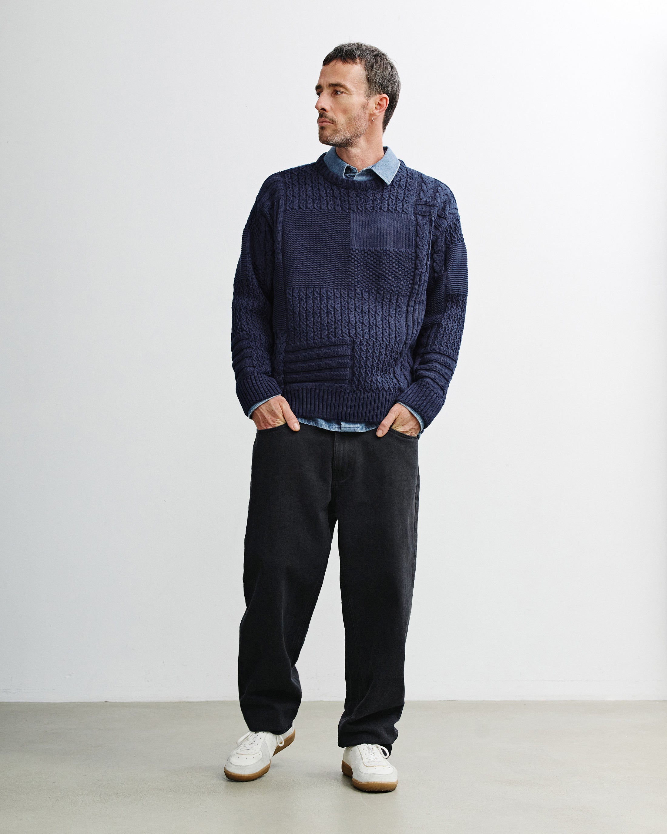 Dunkelblaues Strick-Sweatshirt Patchwork aus 100% Bio-Baumwolle von Rotholz