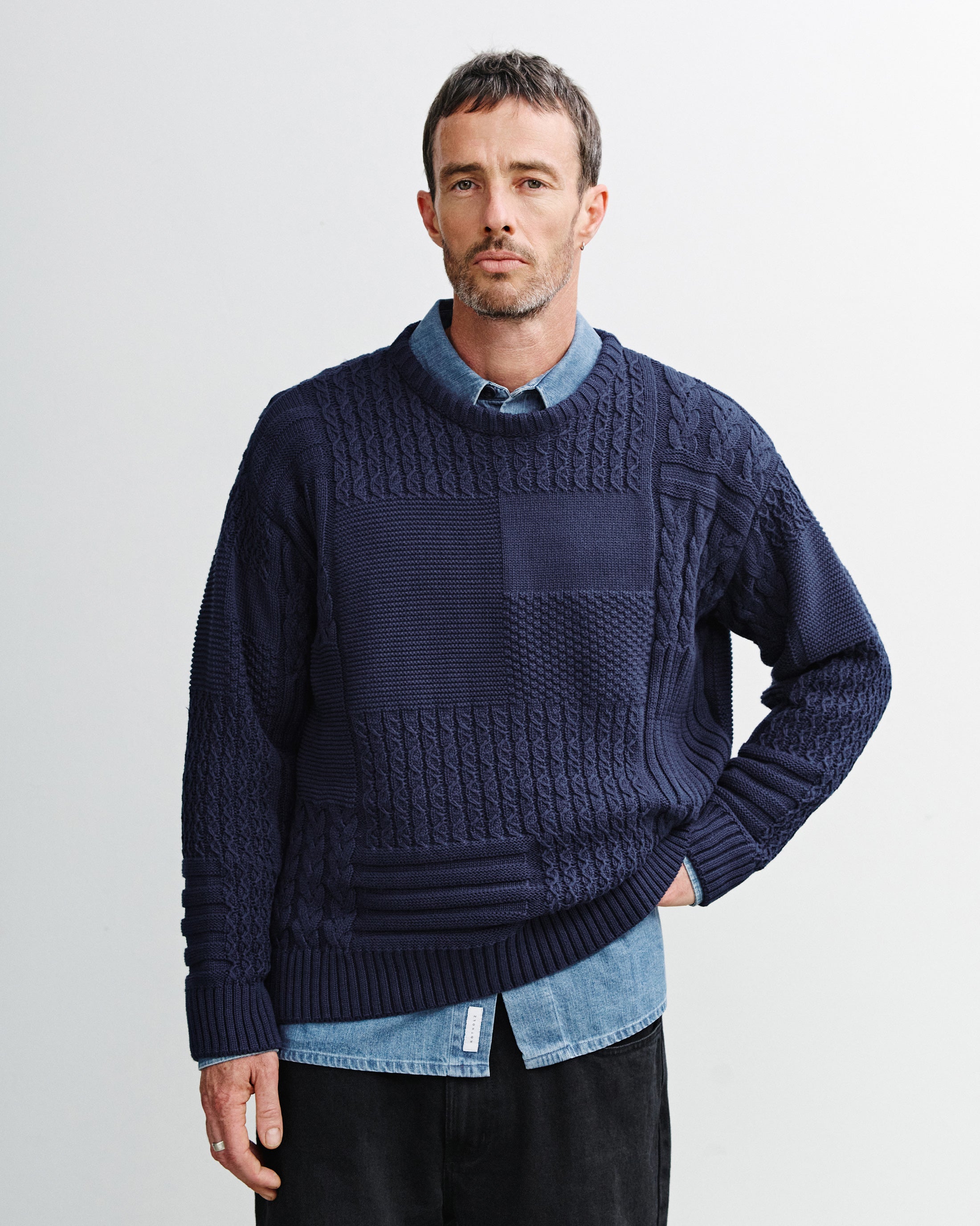 Dunkelblaues Strick-Sweatshirt Patchwork aus 100% Bio-Baumwolle von Rotholz