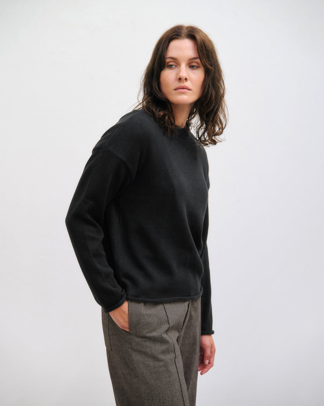 Schwarzer Strickpullover aus 100% Bio-Baumwolle von Rotholz