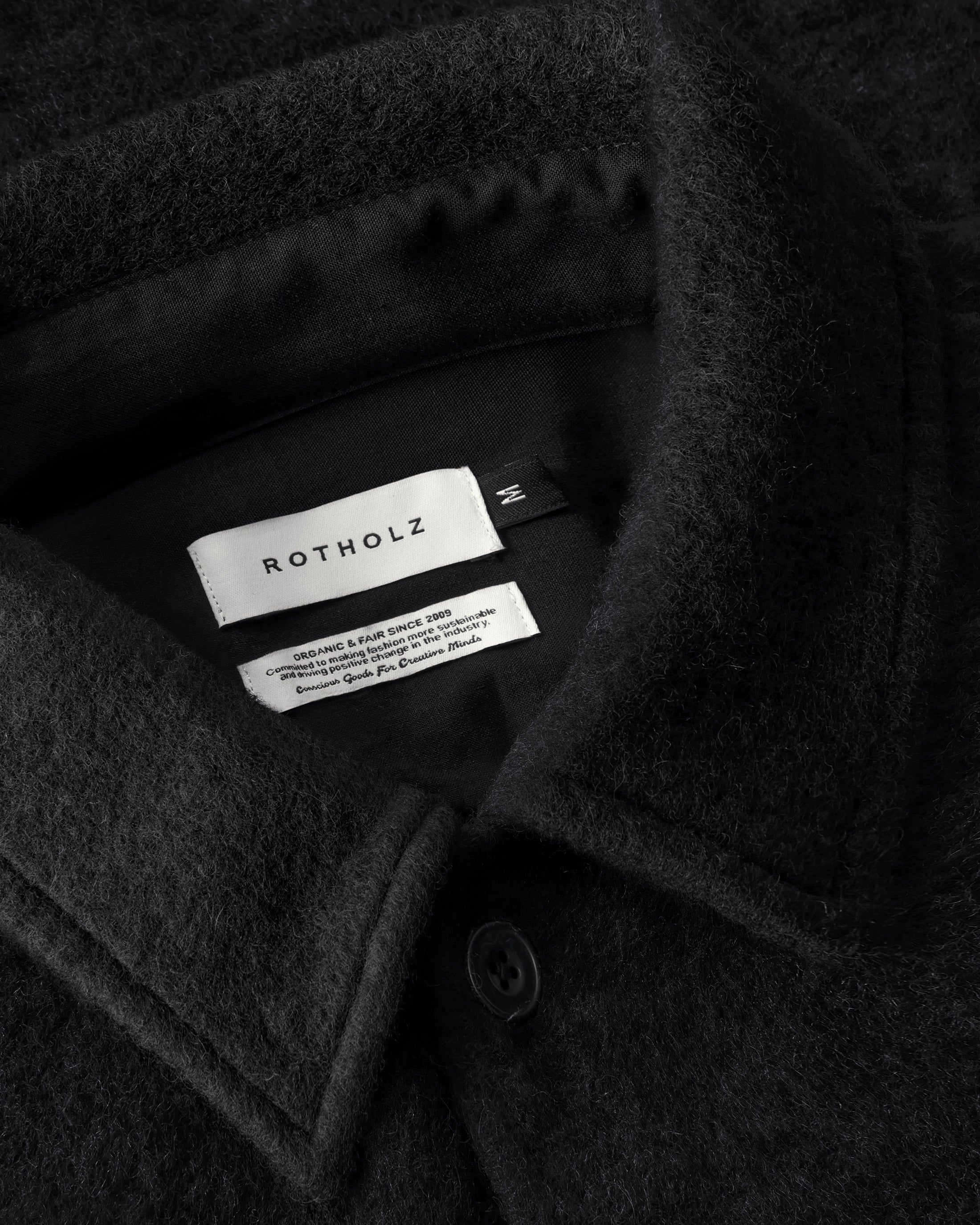 Schwarzes Hemd Overshirt aus Bio-Wolle von Rotholz