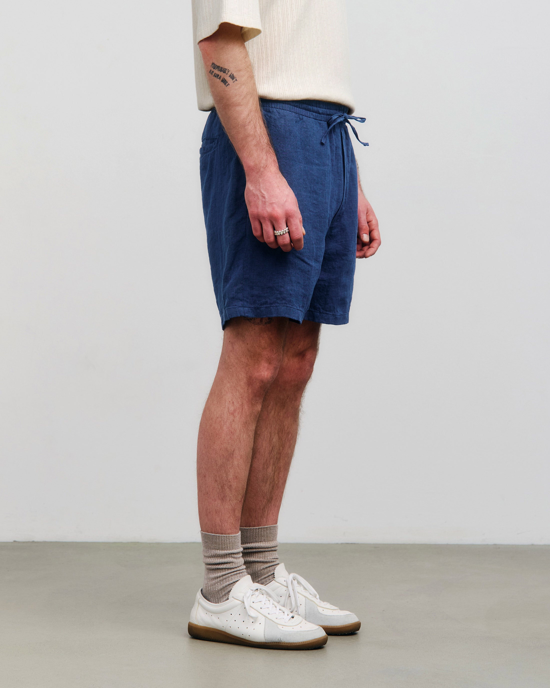 Blaue kurze Hose aus Bio-Baumwolle von Rotholz