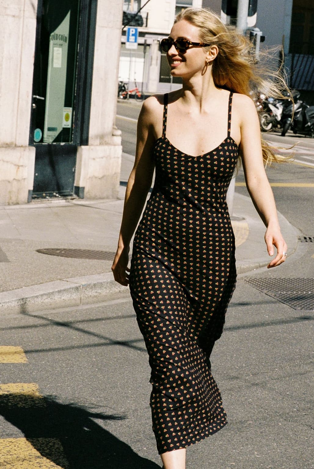 Black dress Jade made of 100% viscose by Avani