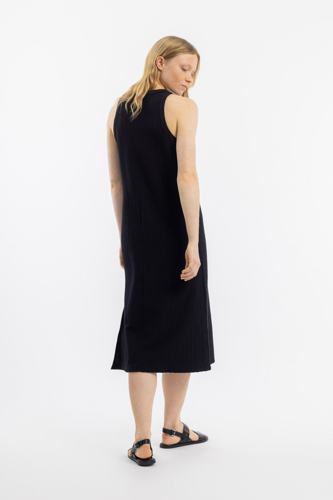 Schwarzes Strick Kleid aus 100% Bio-Baumwolle von Rotholz